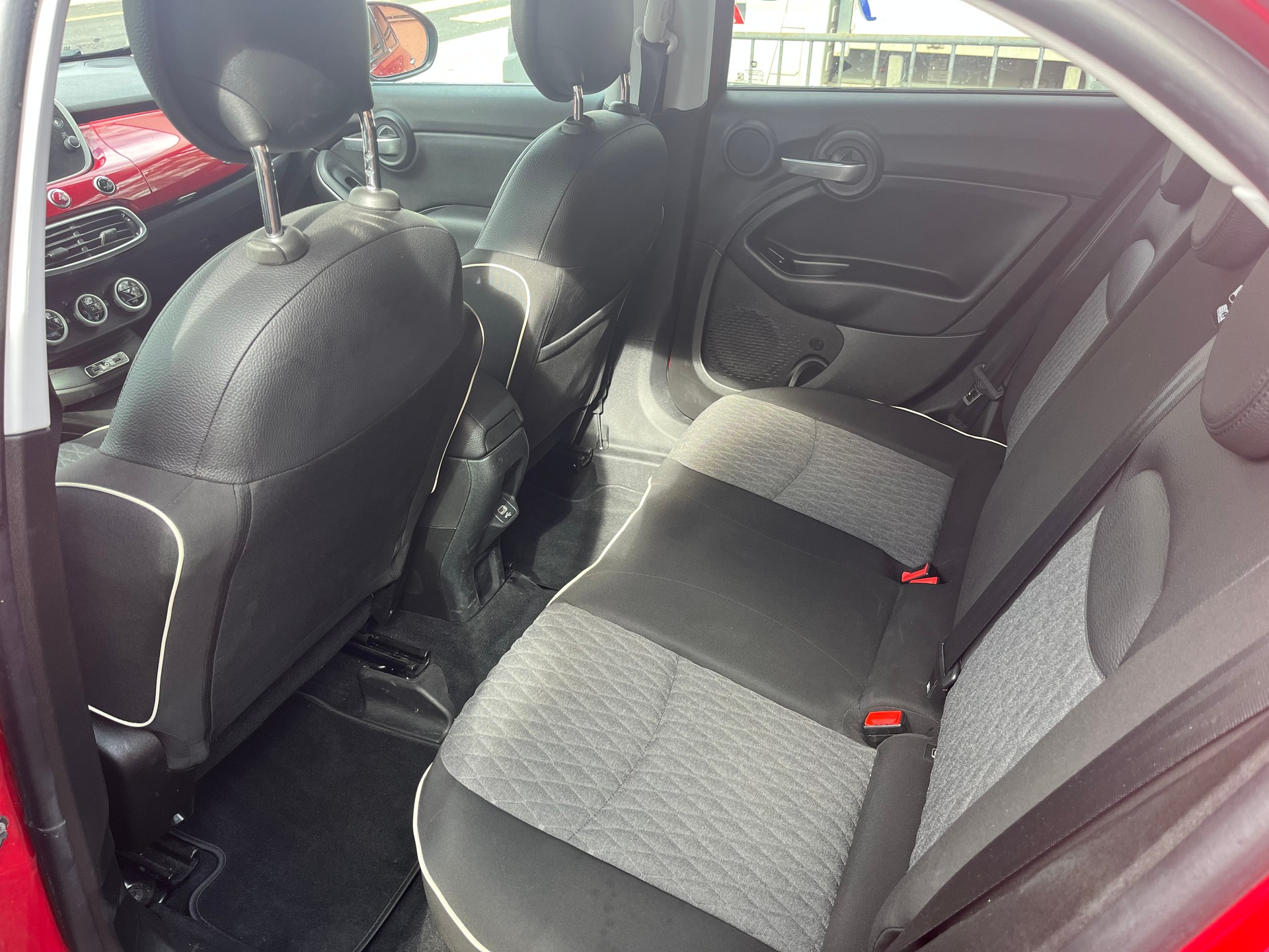 FIAT 500X 1.0 GSE City Cross-image-6