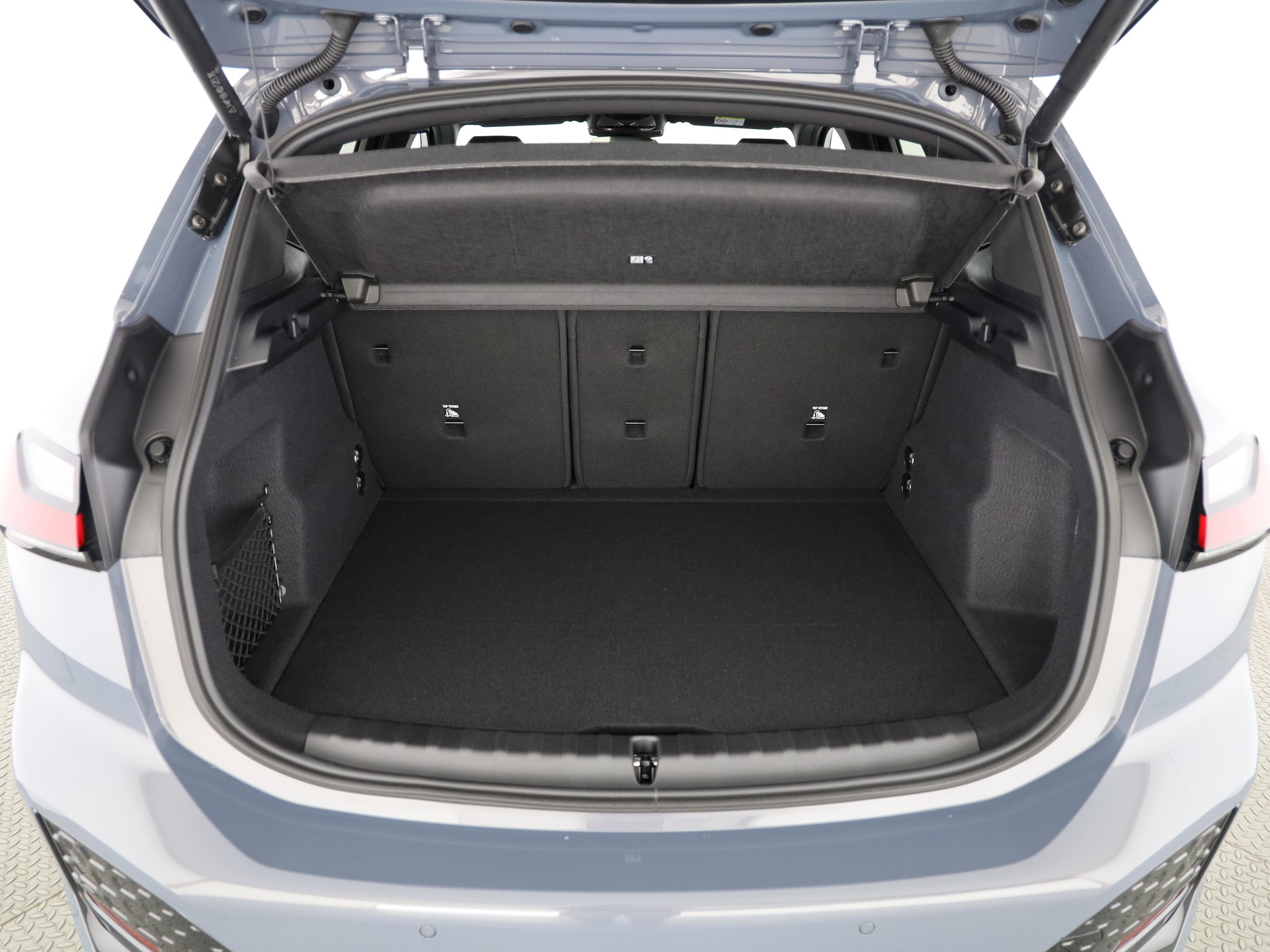 BMW 220i Active Tourer-image-6