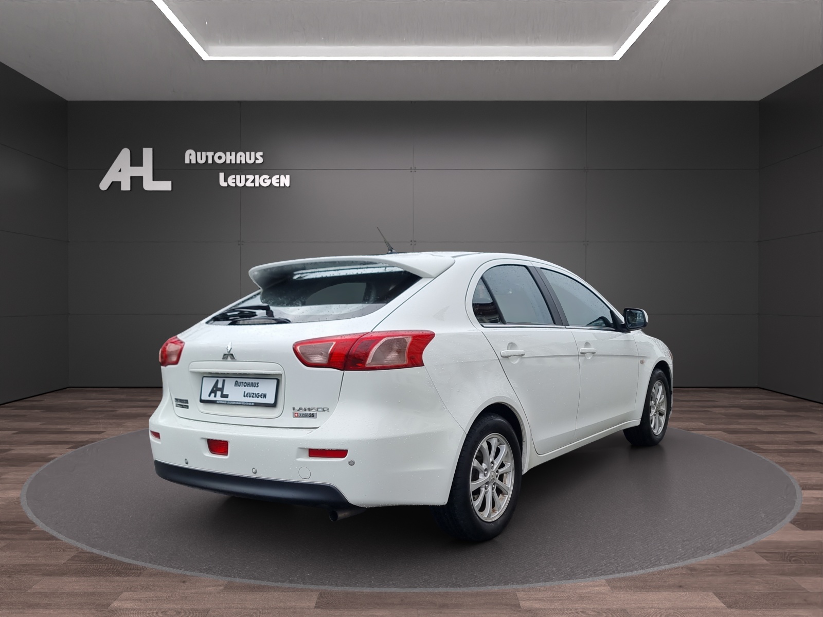 MITSUBISHI Lancer Sportback 1.6 Jubilé35-image-4