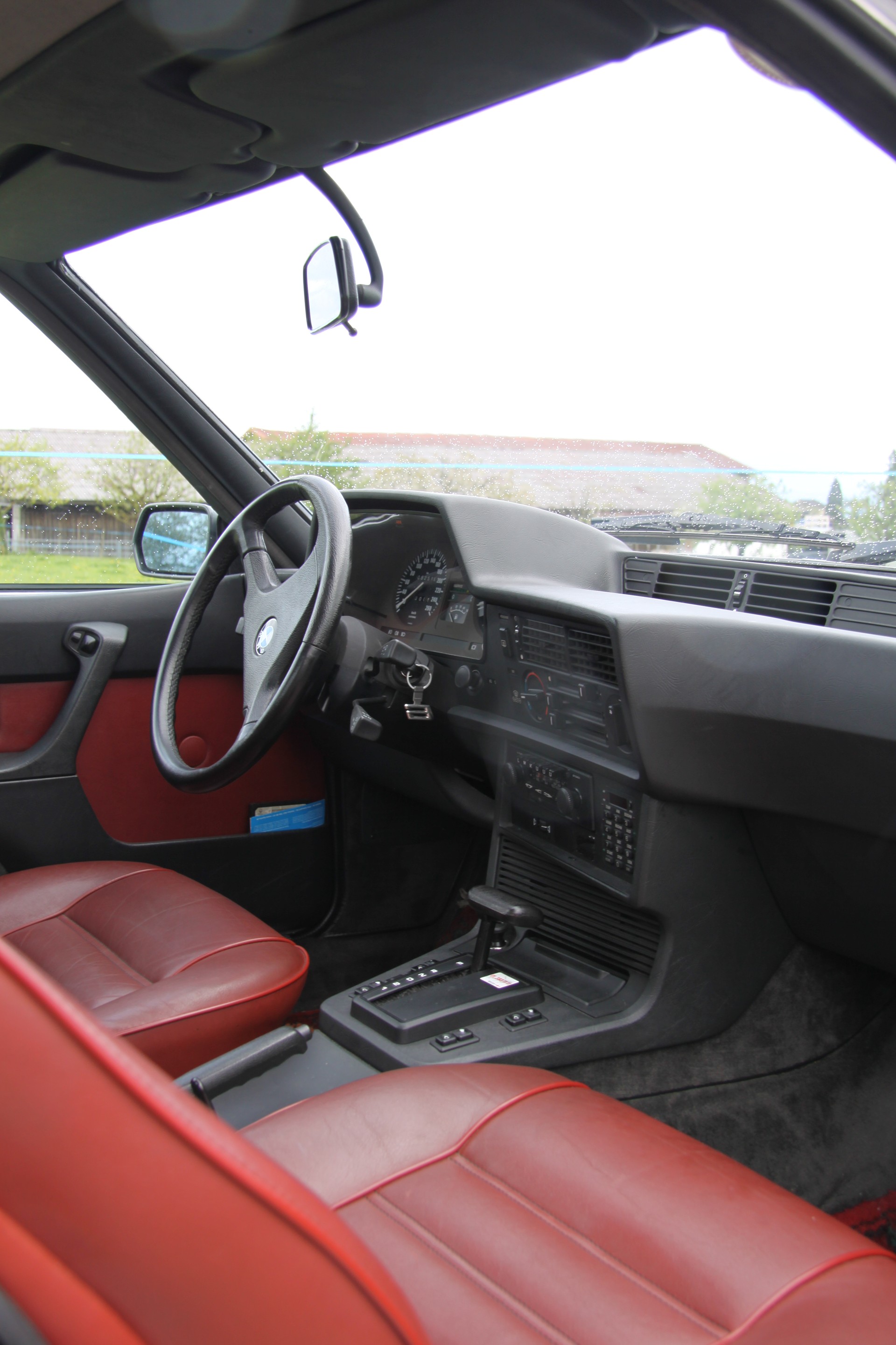 BMW CSi-image-2