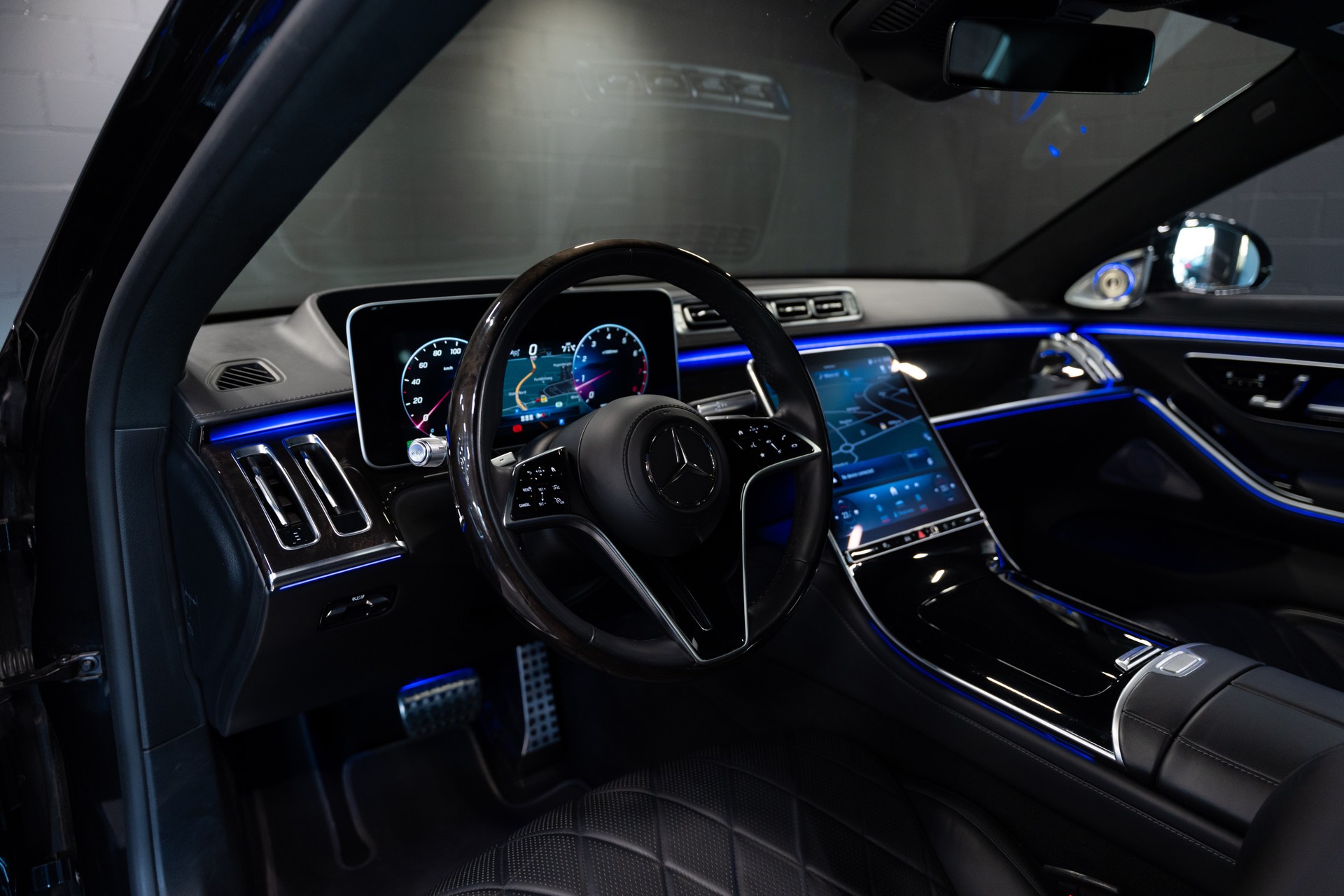 MERCEDES-BENZ S 500 L 4Matic AMG Line 9G-Tronic / 5 Plätzer / Vollausstattung / Rear View Entertainment / Burmester /-image-9