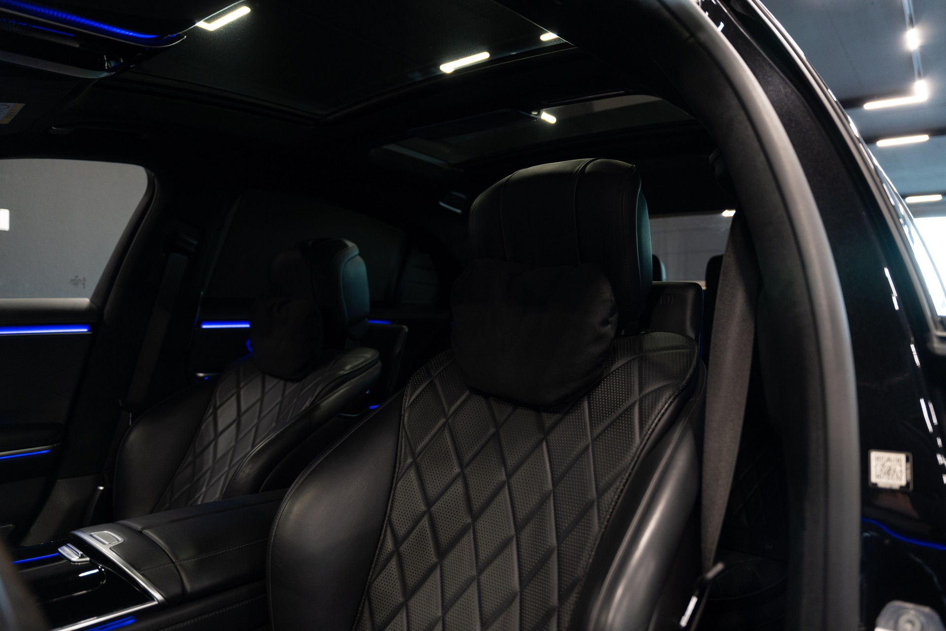 MERCEDES-BENZ S 500 L 4Matic AMG Line 9G-Tronic / 5 Plätzer / Vollausstattung / Rear View Entertainment / Burmester /-image-10