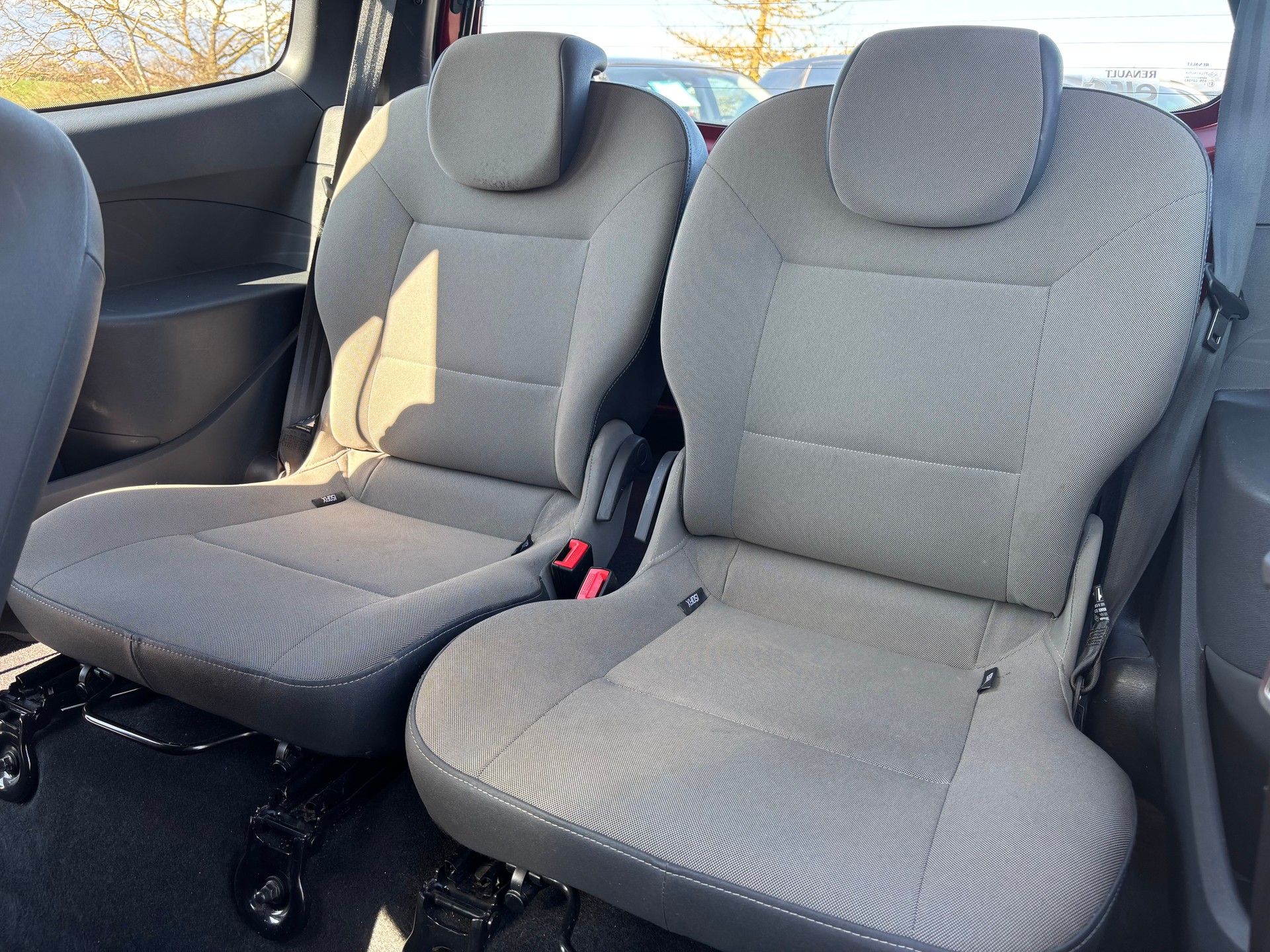 RENAULT Twingo 1.2 16V Expression Quickshift-image-13