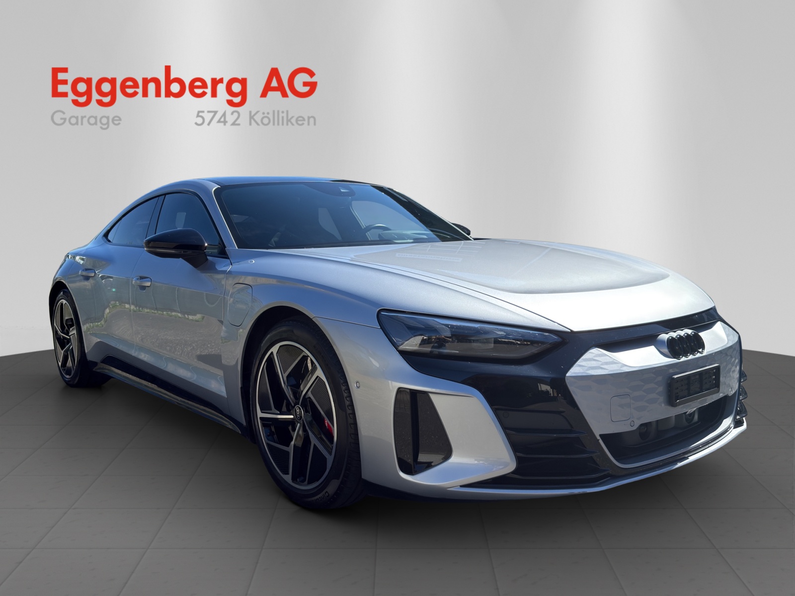AUDI e-tron GT quattro, 8-fach bereift-image-6