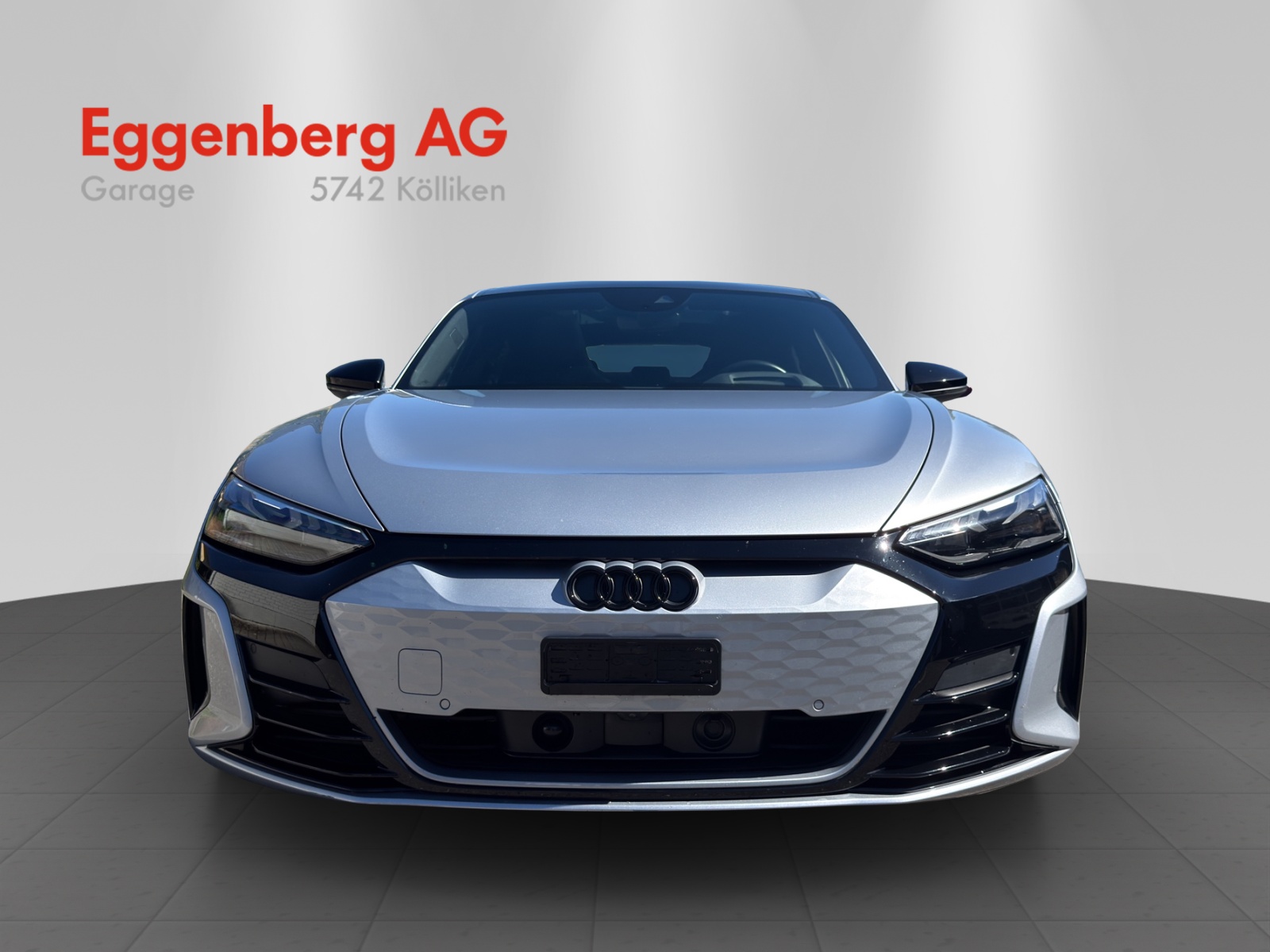 AUDI e-tron GT quattro, 8-fach bereift-image-7