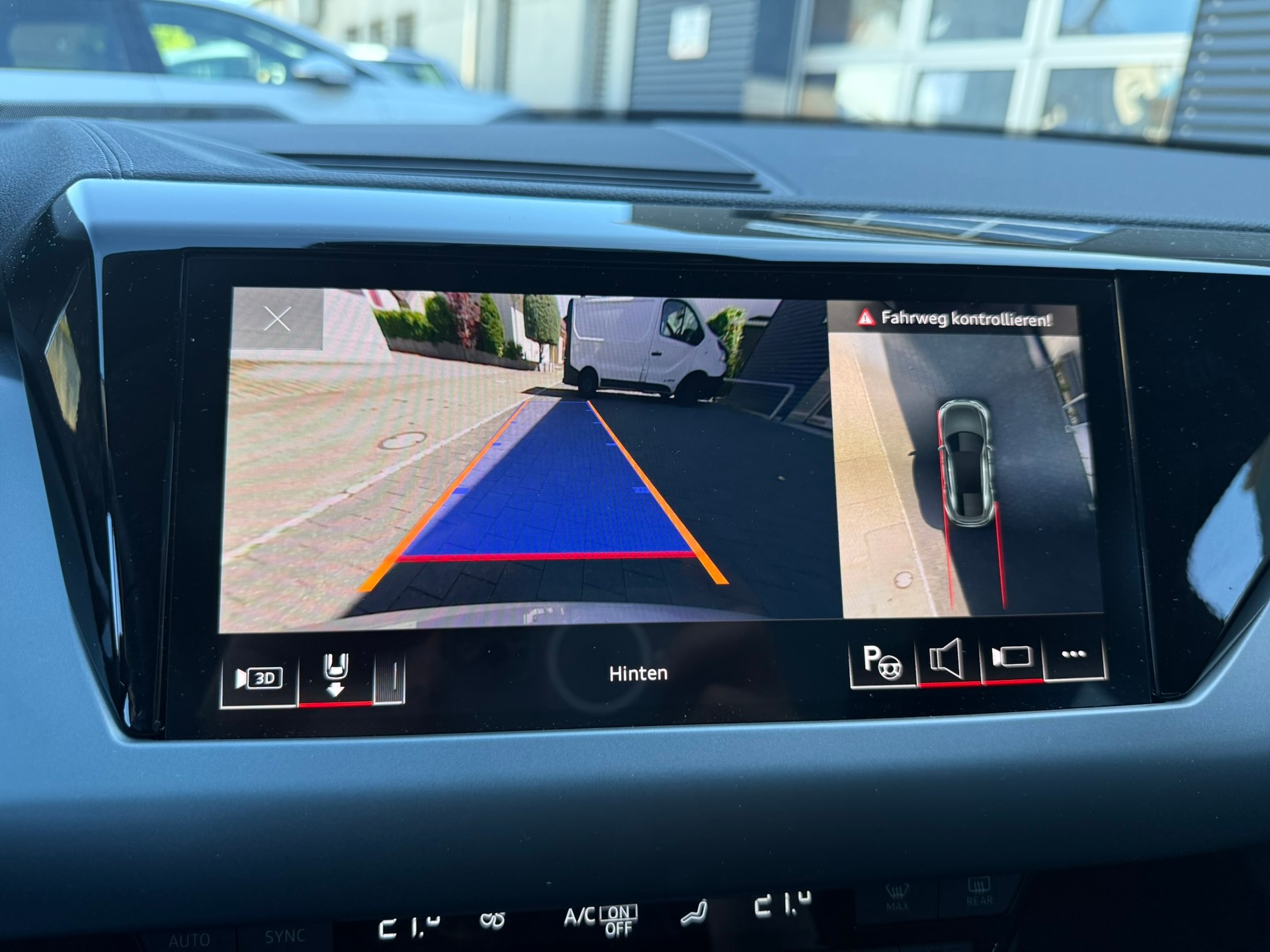 AUDI e-tron GT quattro, 8-fach bereift-image-15