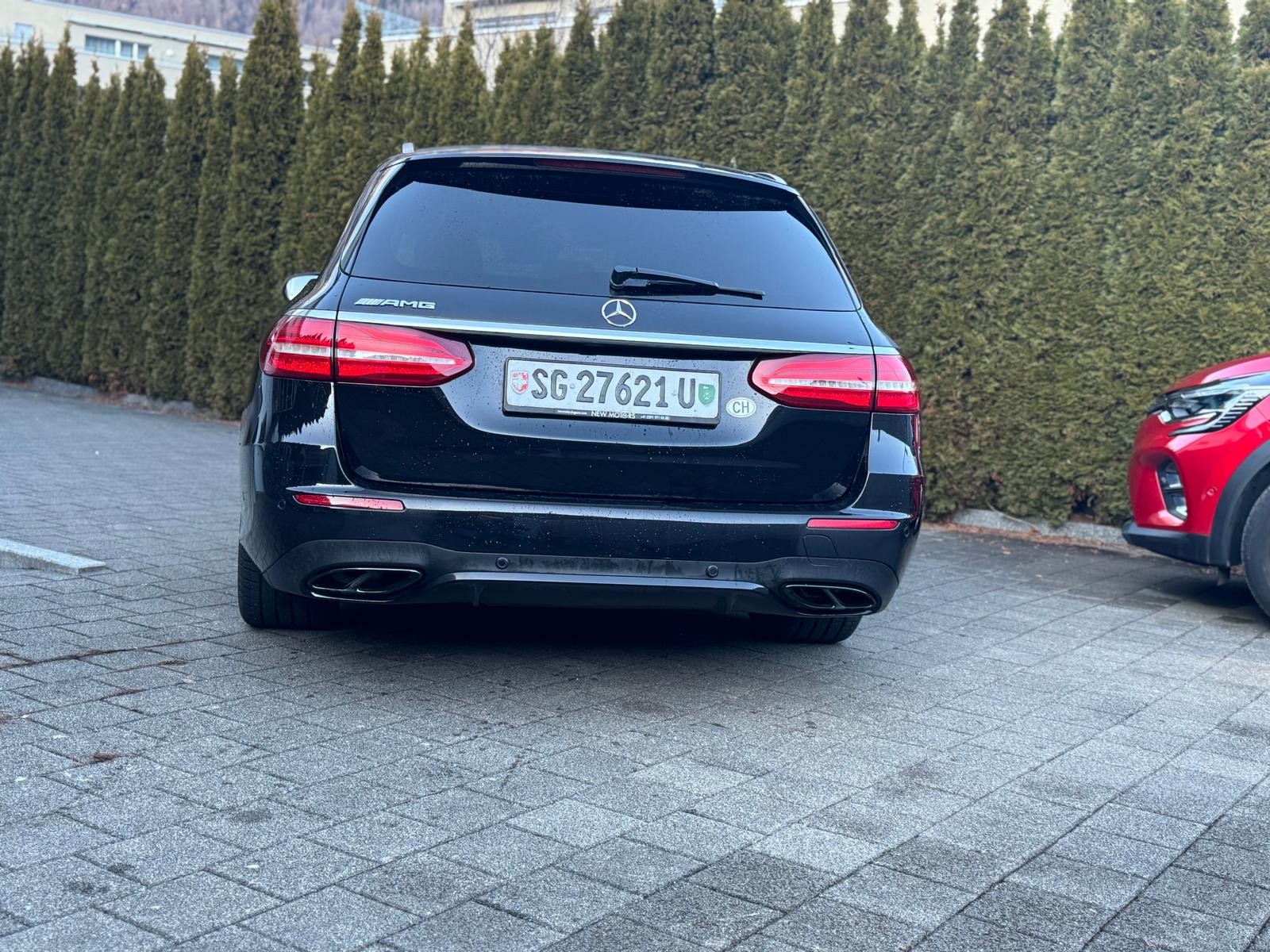 MERCEDES-BENZ E 43 AMG 4 Matic 9G-Tronic-image-11