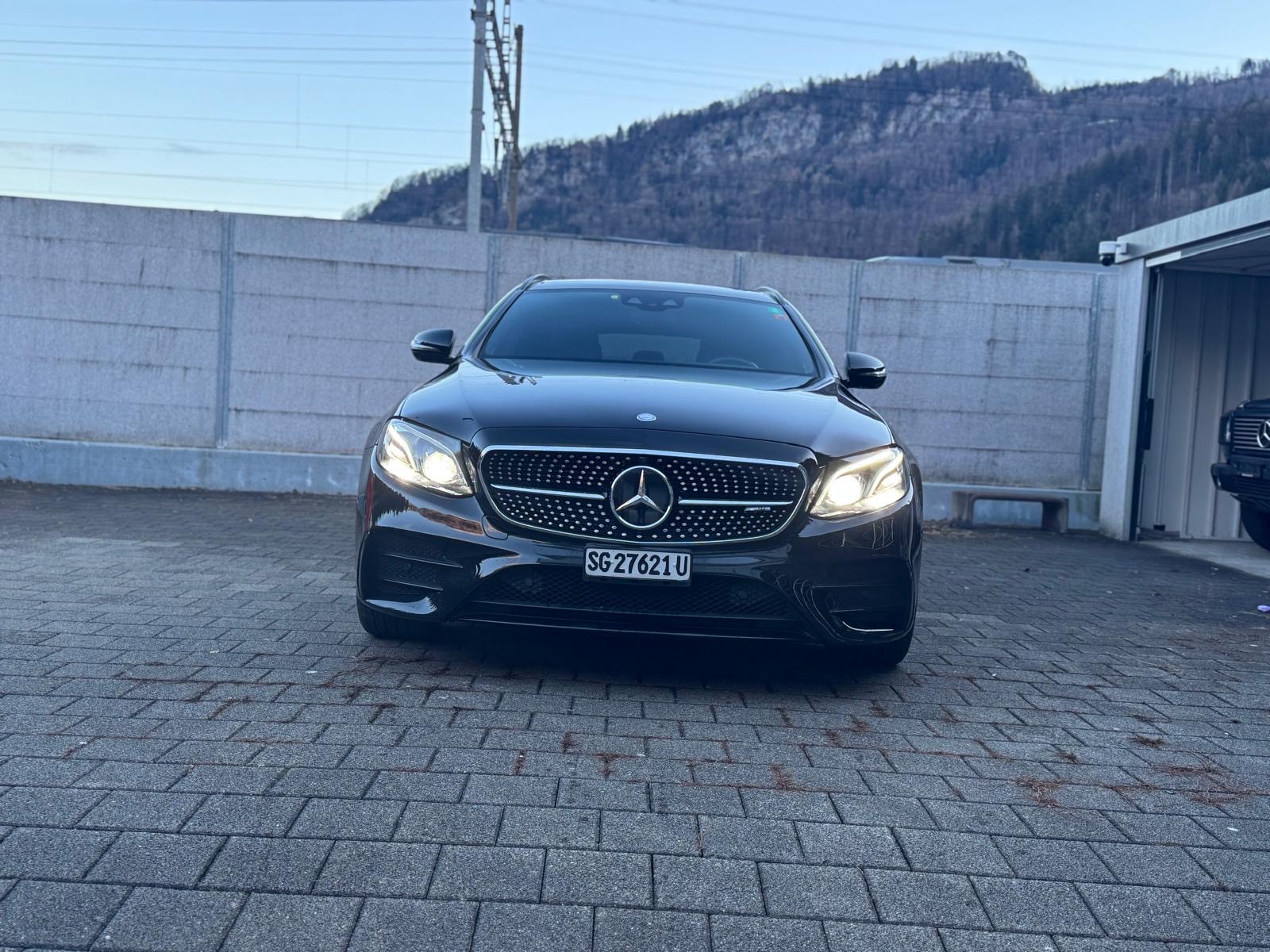 MERCEDES-BENZ E 43 AMG 4 Matic 9G-Tronic-image-0