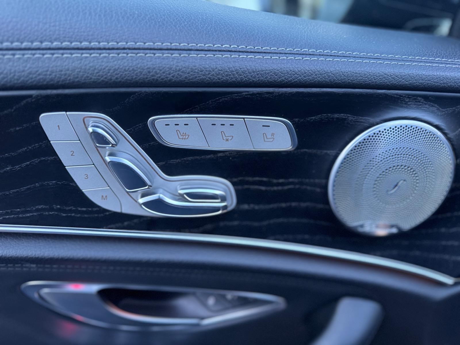 MERCEDES-BENZ E 43 AMG 4 Matic 9G-Tronic-image-10