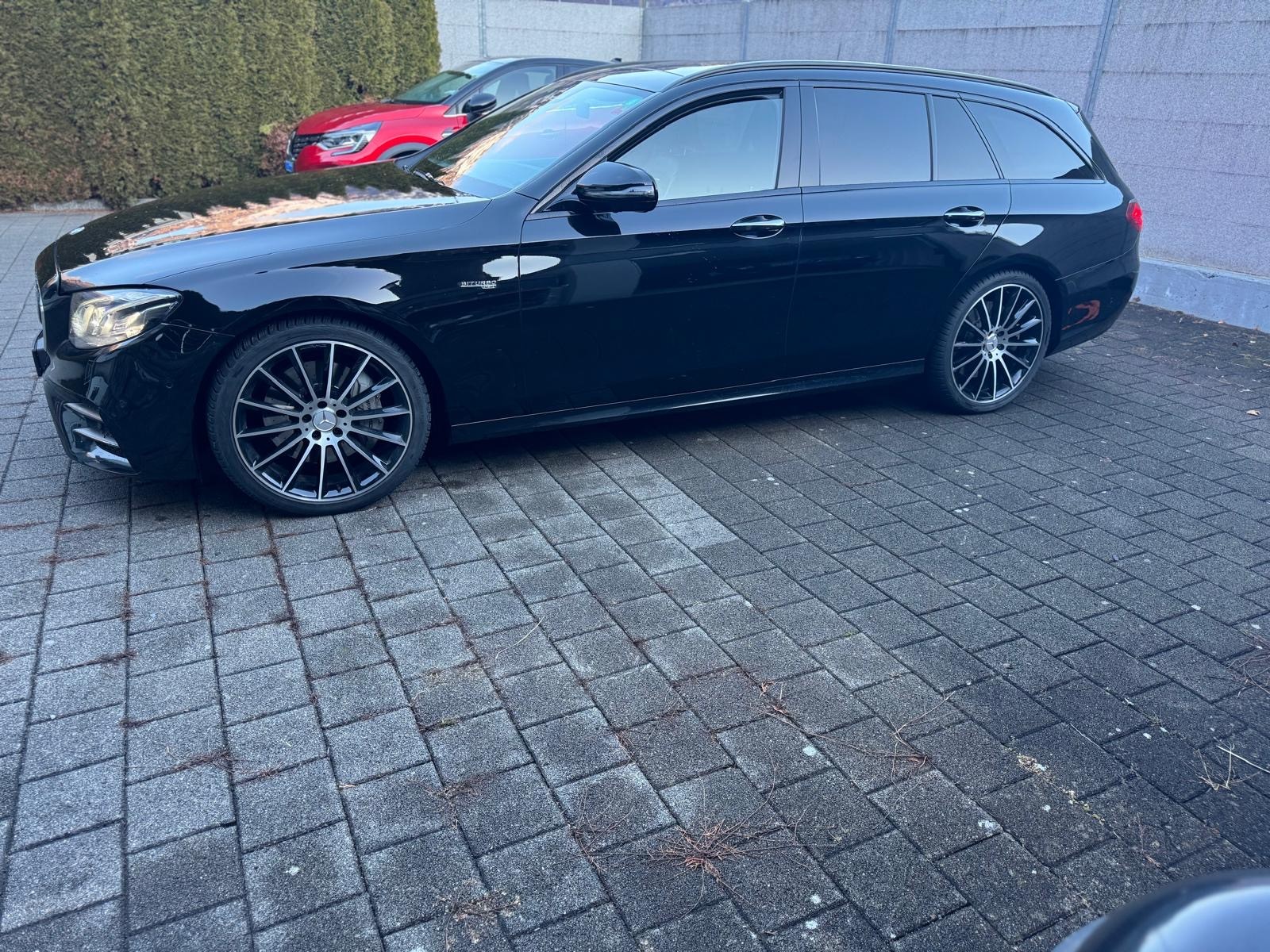 MERCEDES-BENZ E 43 AMG 4 Matic 9G-Tronic-image-5