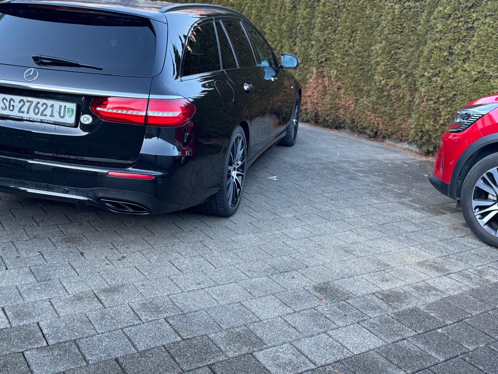 MERCEDES-BENZ E 43 AMG 4 Matic 9G-Tronic-image-12