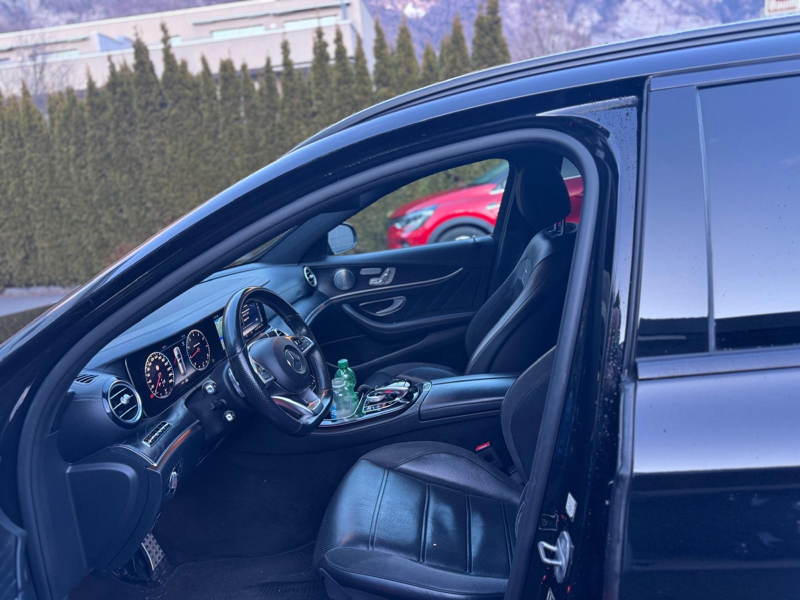 MERCEDES-BENZ E 43 AMG 4 Matic 9G-Tronic-image-6