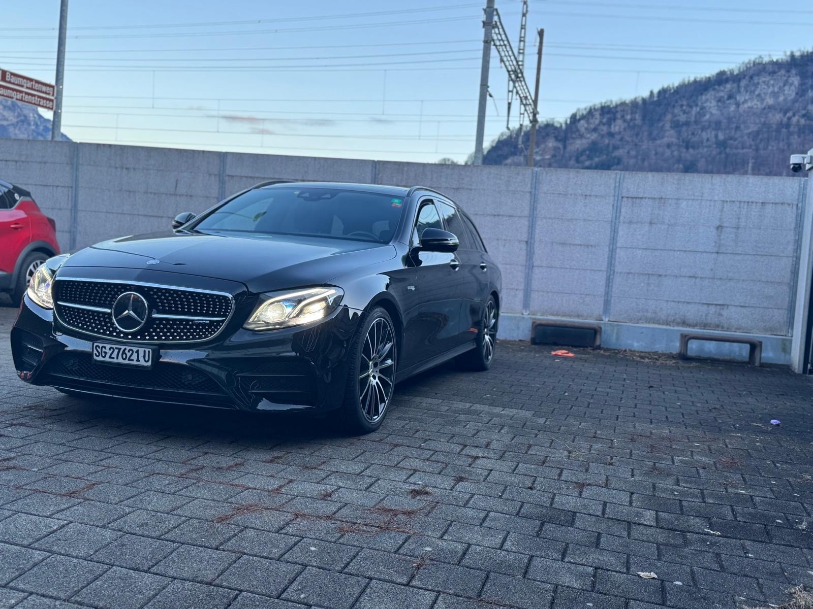 MERCEDES-BENZ E 43 AMG 4 Matic 9G-Tronic-image-1