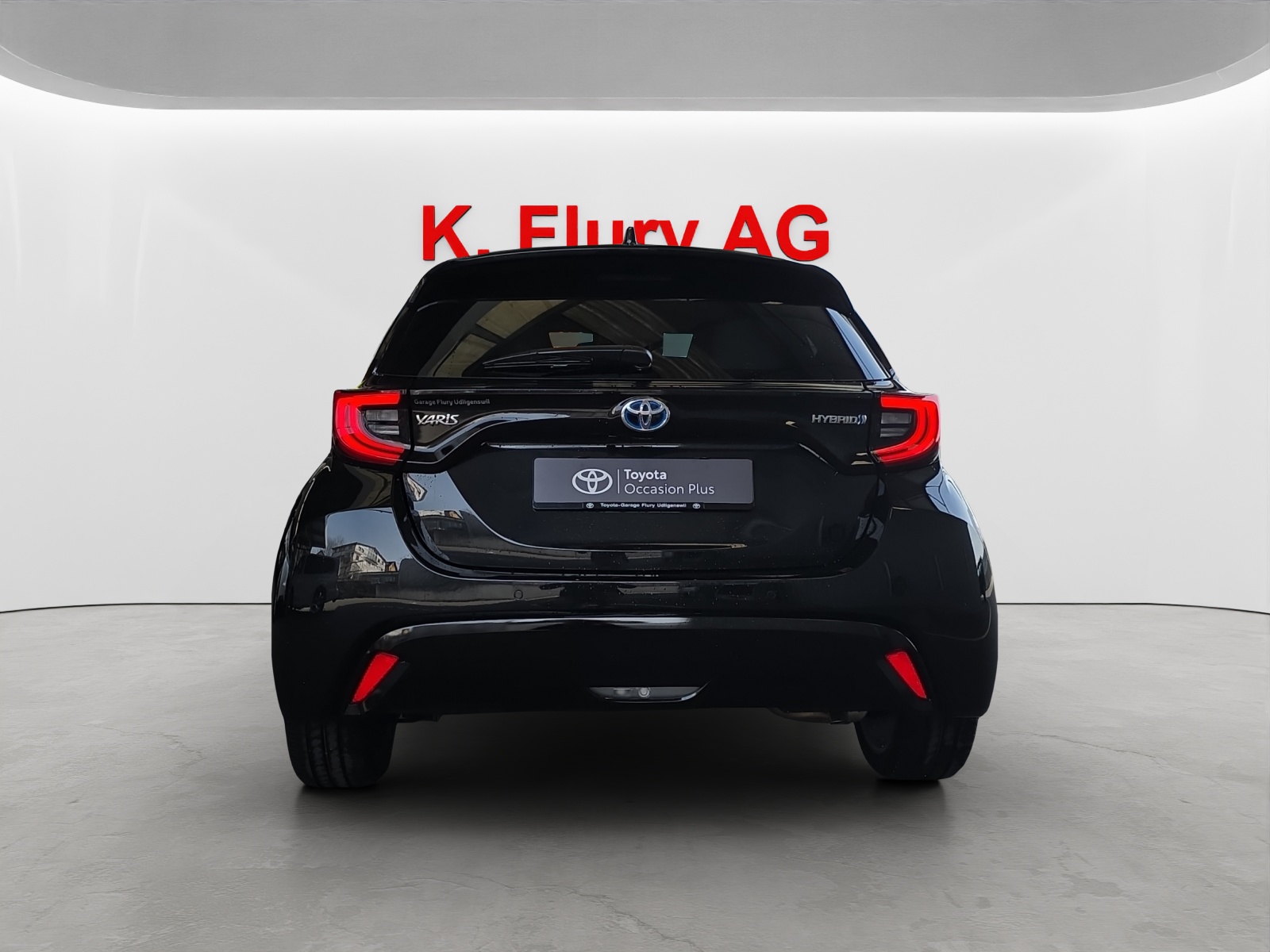 TOYOTA Yaris 1.5 VVT-i HSD Premium-image-3