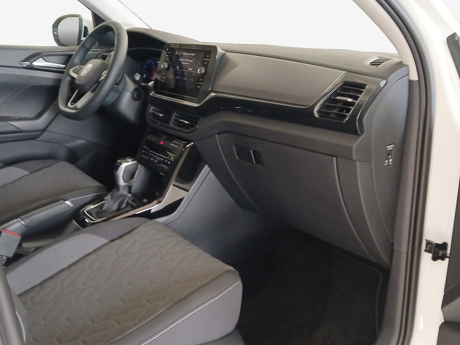 VW T-Cross 1.0 TSI EVO Life DSG-image-13