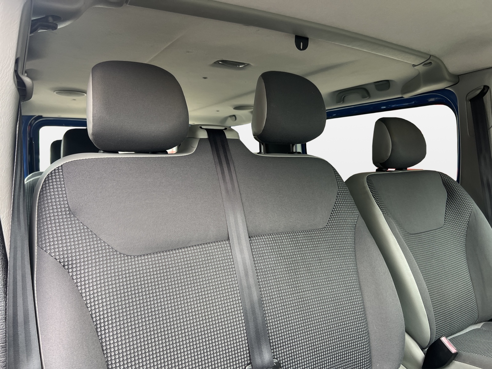 OPEL Vivaro 2.5 CDTI 2.7t L1H1-image-15