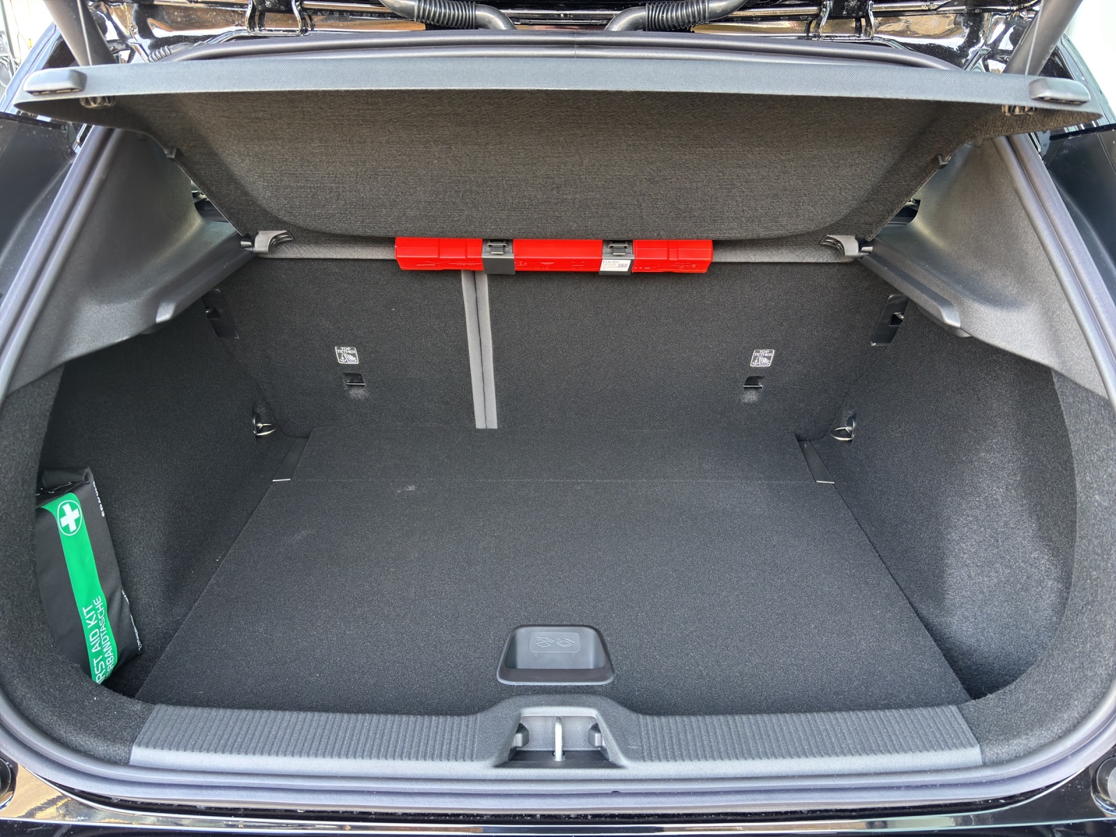 VOLVO EX30 CC E60 Cross Country AWD Twin Performance-image-6
