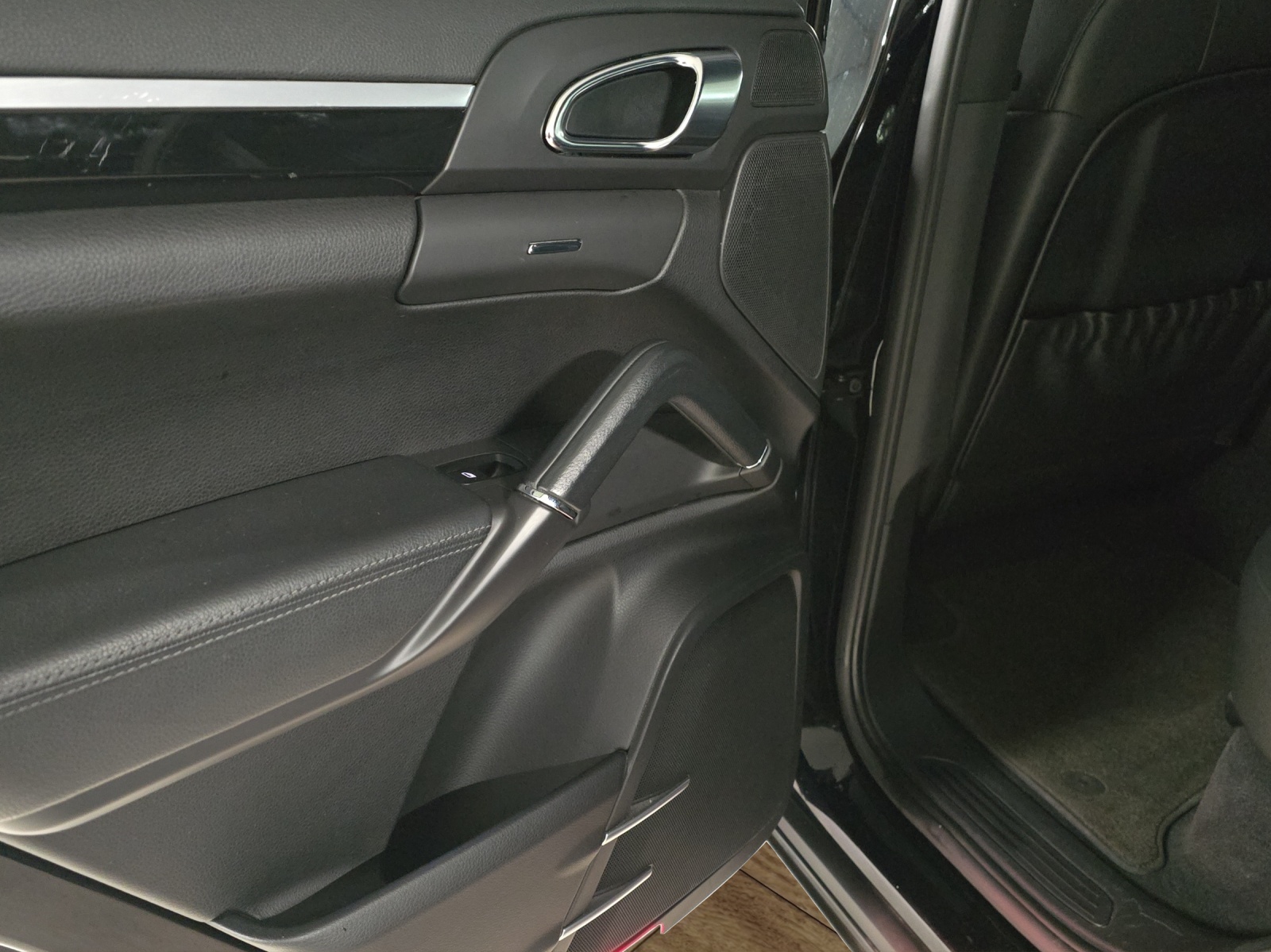 PORSCHE Cayenne Diesel-image-19