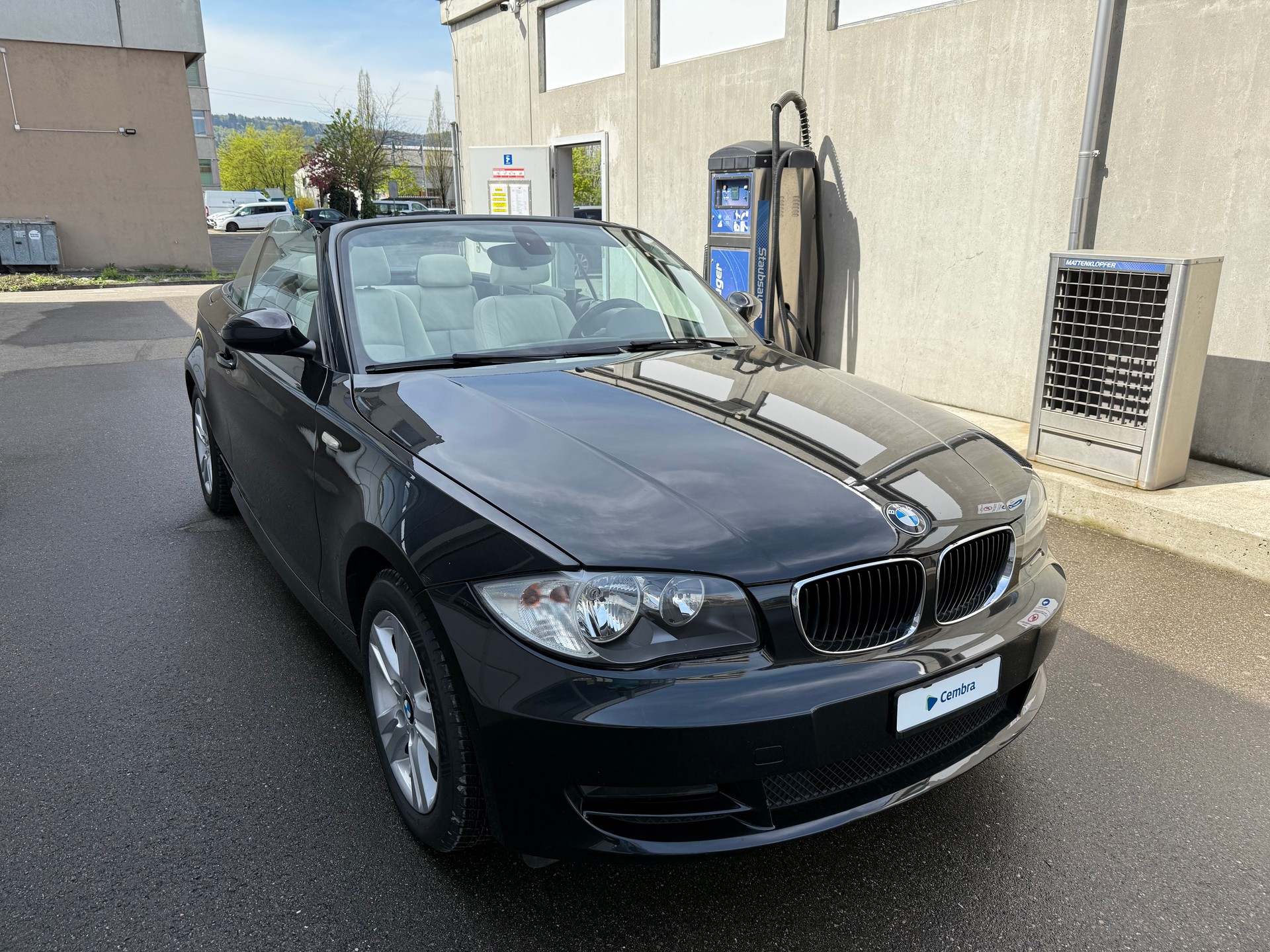 BMW 118i Cabrio Steptronic-image-1