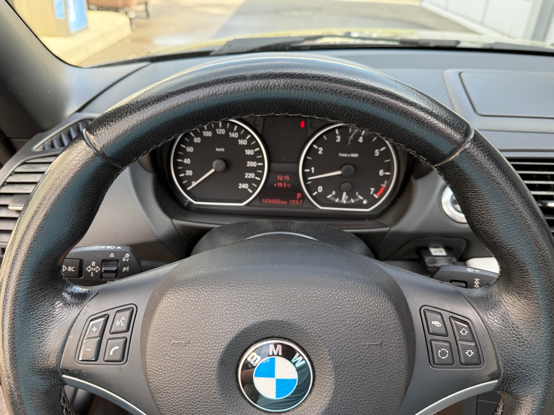 BMW 118i Cabrio Steptronic-image-10