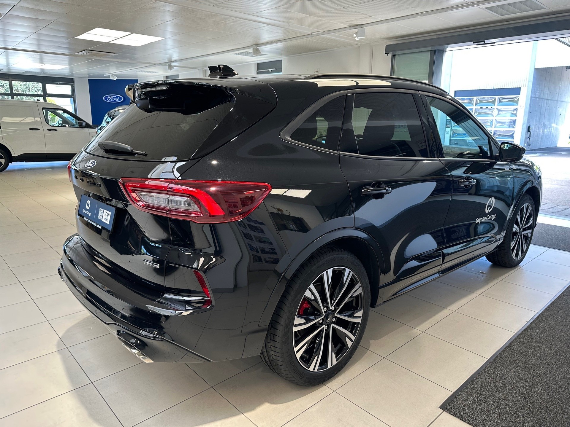 FORD Kuga 2.5 Hybrid ST-Line X 4x4-image-3