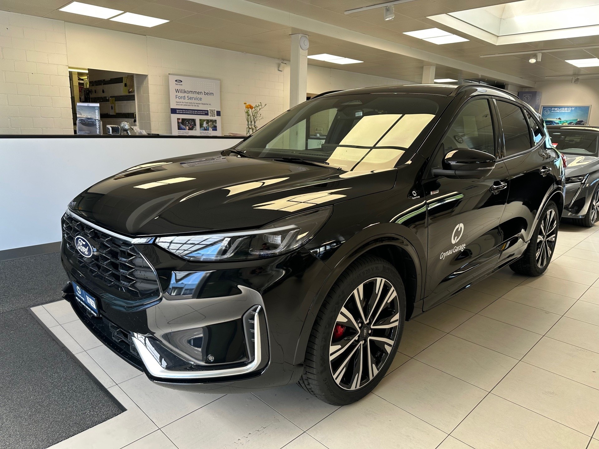 FORD Kuga 2.5 Hybrid ST-Line X 4x4
