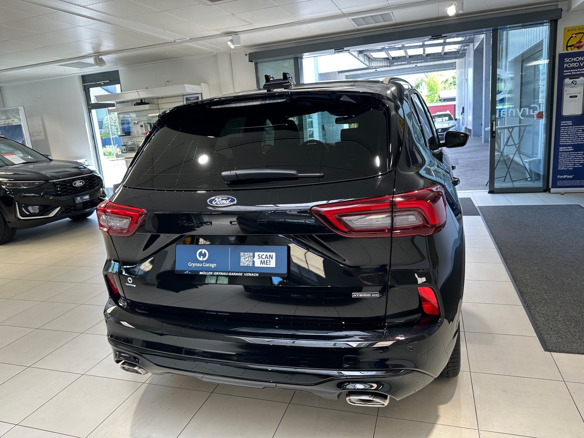 FORD Kuga 2.5 Hybrid ST-Line X 4x4-image-4