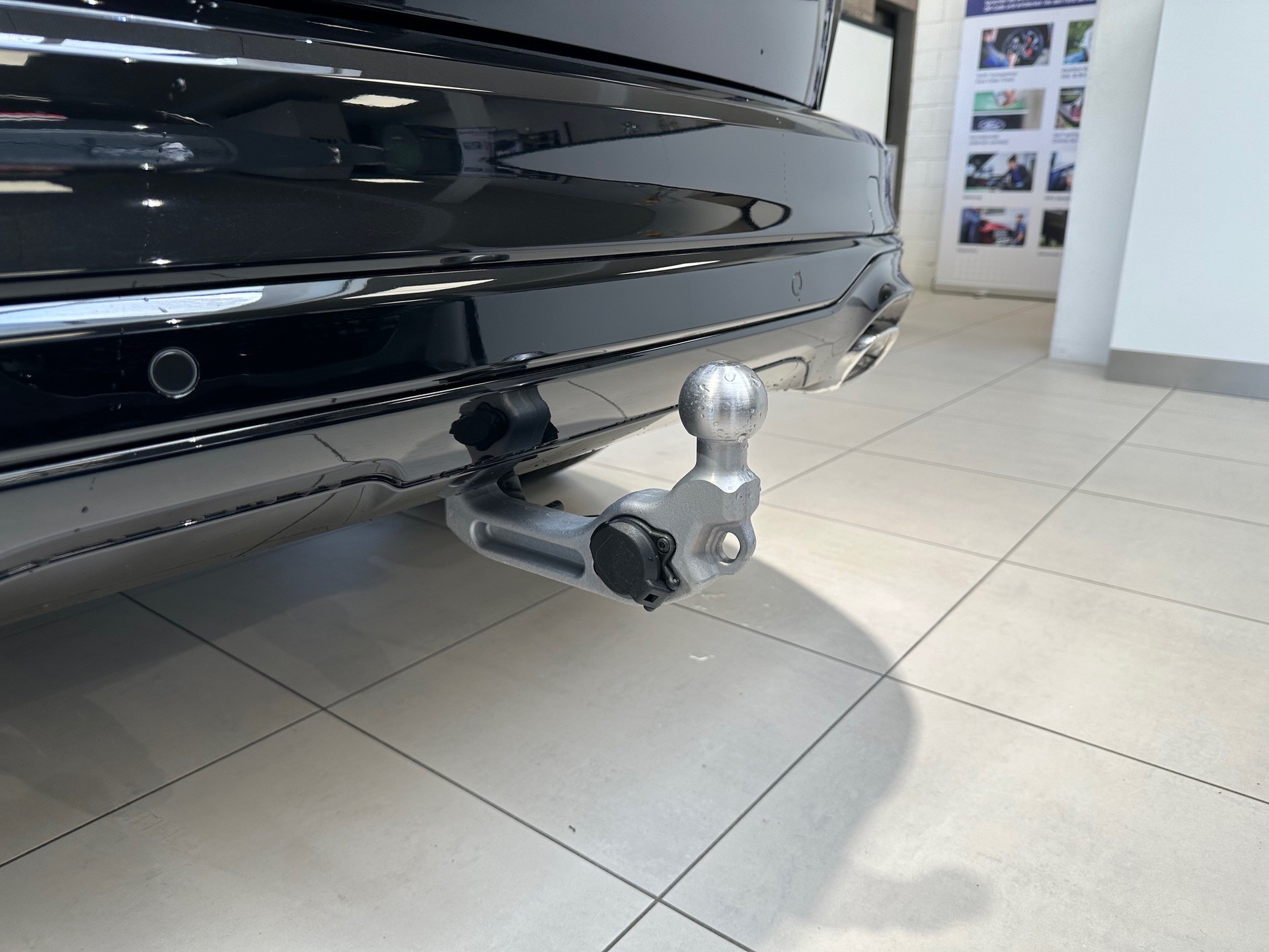 FORD Kuga 2.5 Hybrid ST-Line X 4x4-image-6