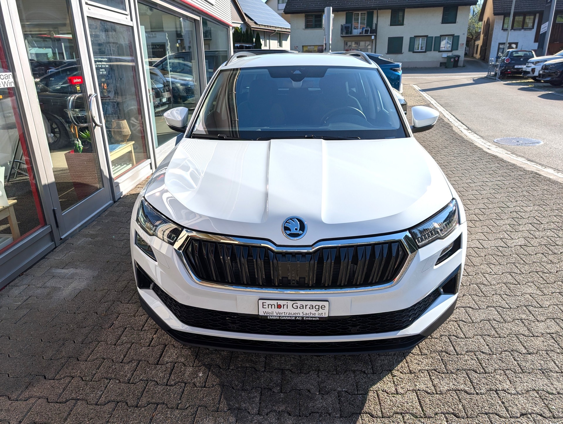 SKODA Karoq 2.0 TDI CR Style 4x4 DSG-image-1