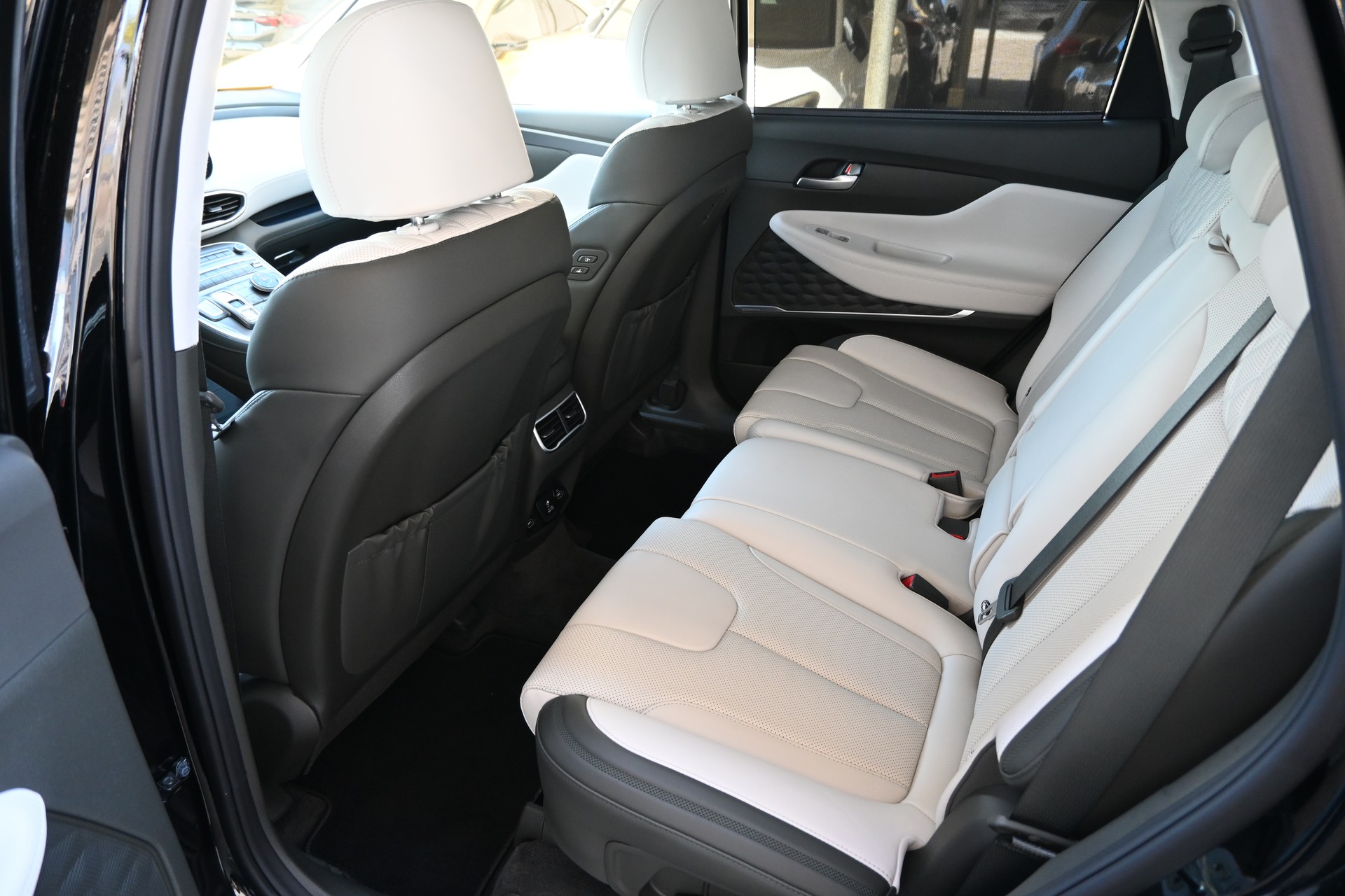 HYUNDAI Santa Fe 2.2 CRDI Vertex 4WD Automatic 7-Plätzer + Werksgarantie 02.2027-image-13