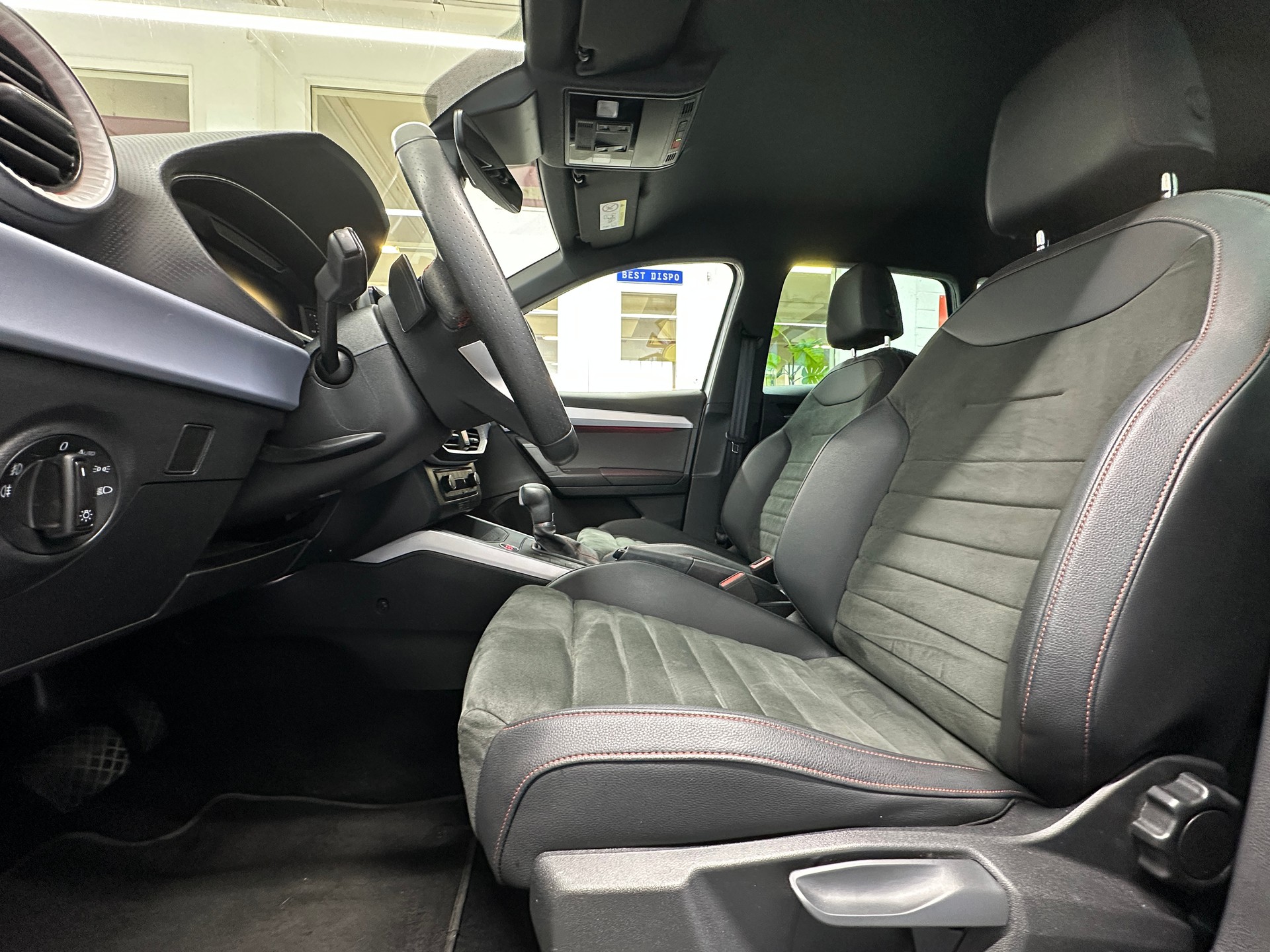 SEAT Arona 1.0 TSI Eco FR DSG-image-7