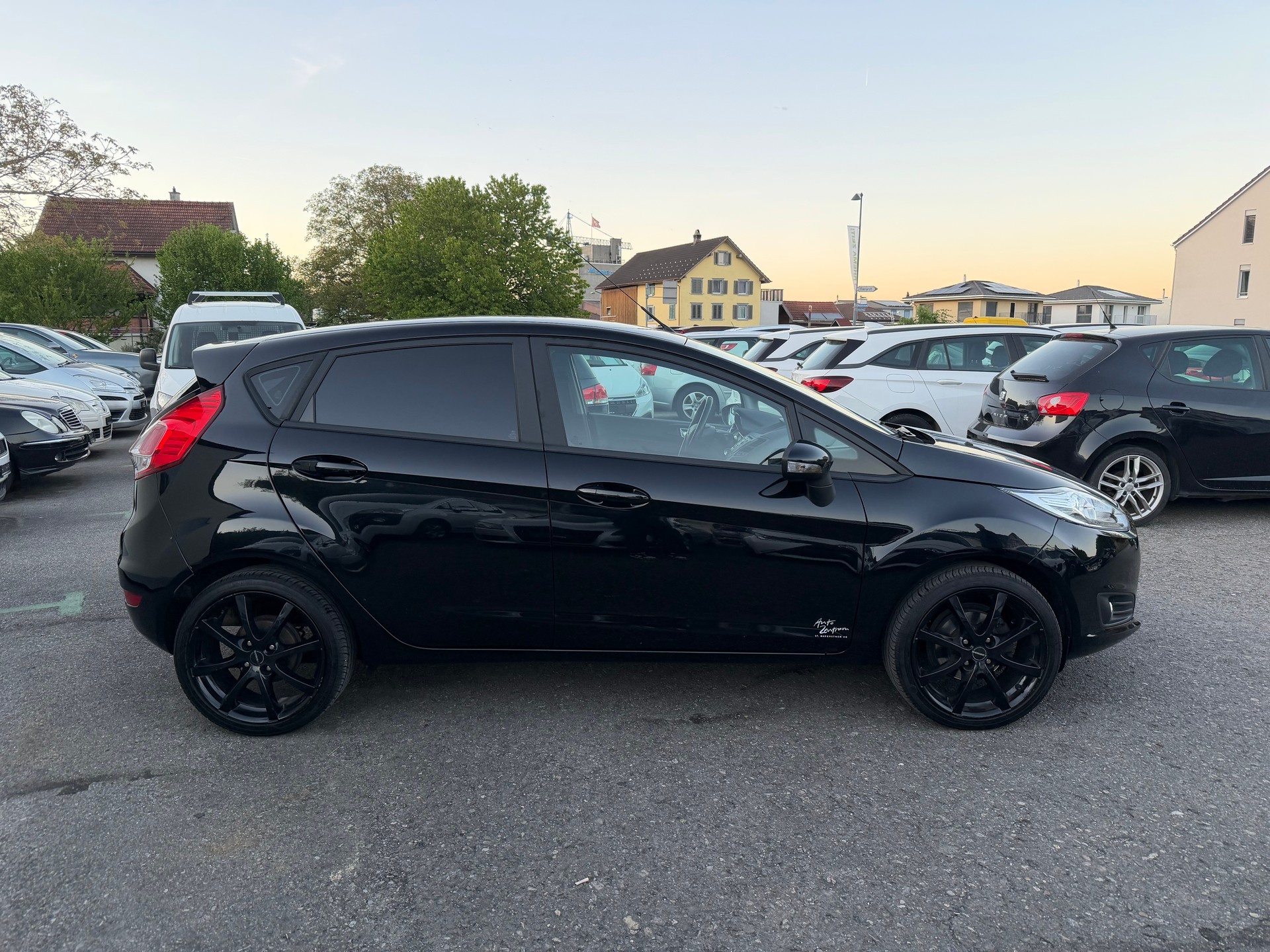FORD Fiesta 1.0 SCTi Trend-image-2