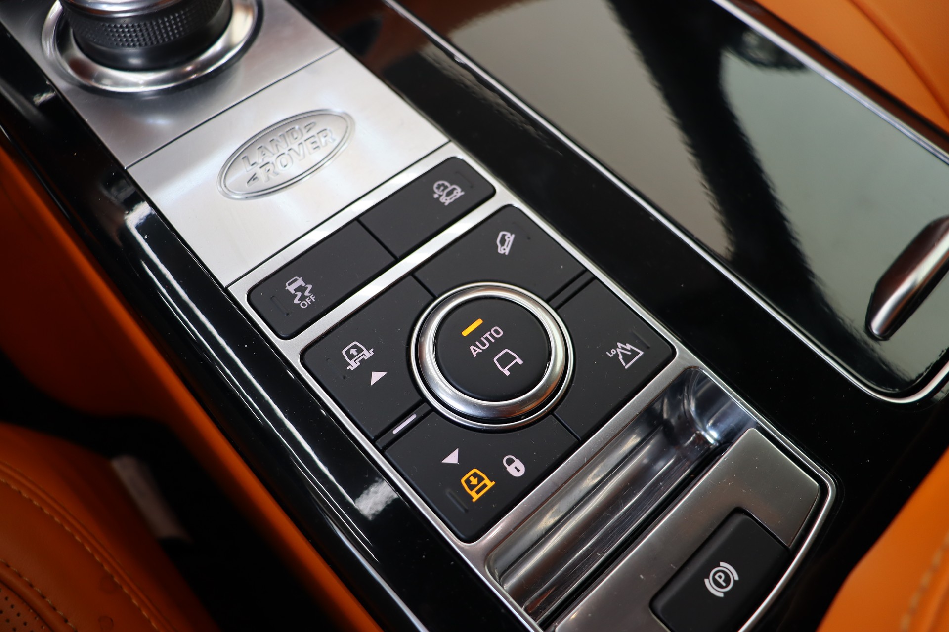 LAND ROVER Range Rover 5.0 V8 S/C Vogue Automatic-image-25