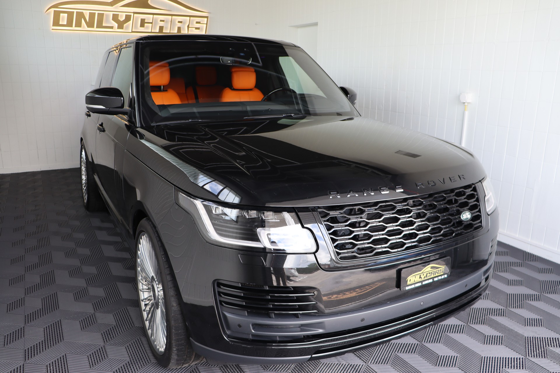 LAND ROVER Range Rover 5.0 V8 S/C Vogue Automatic-image-2