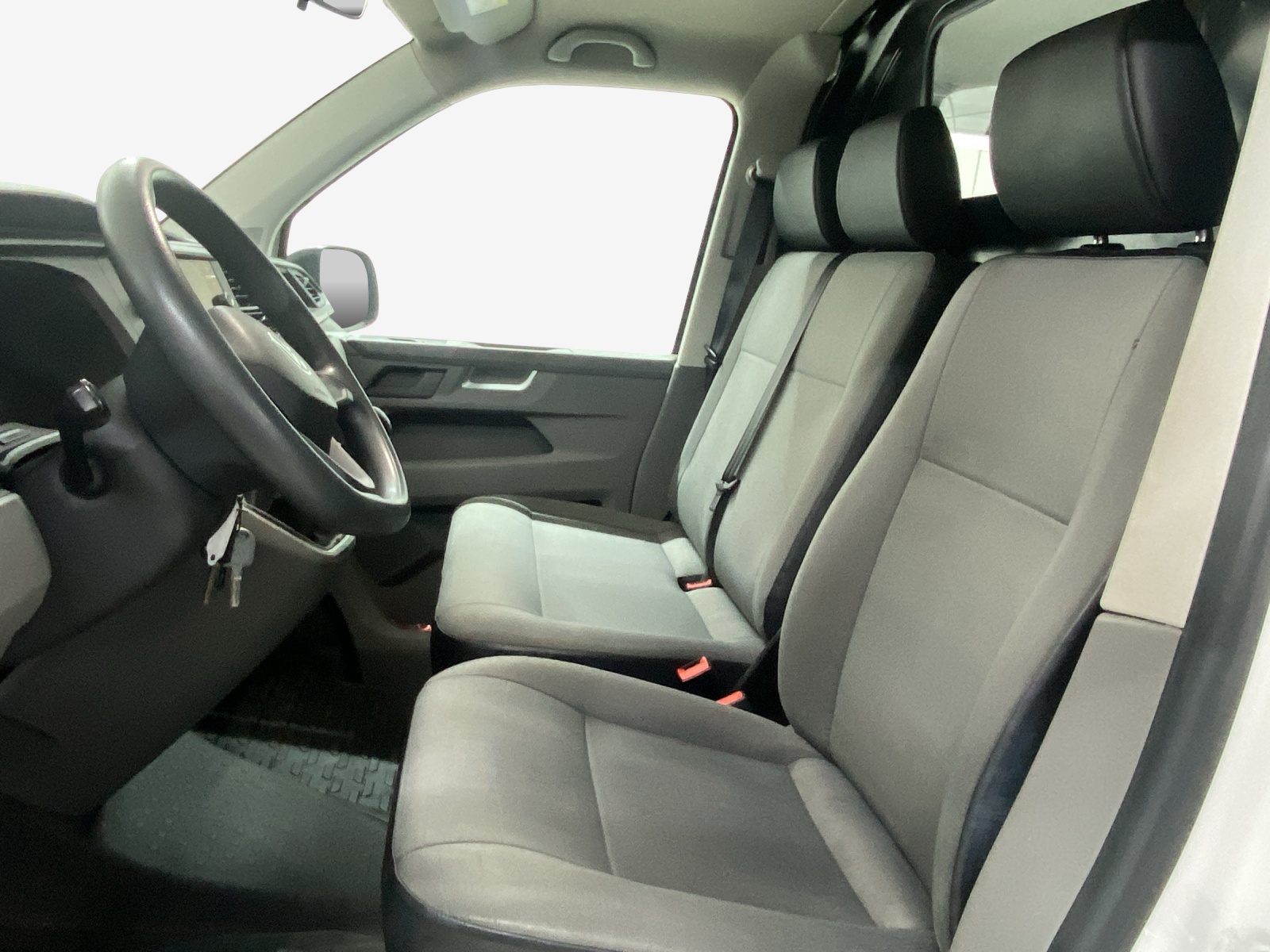 VW T6.1 2.0 TDI-image-7