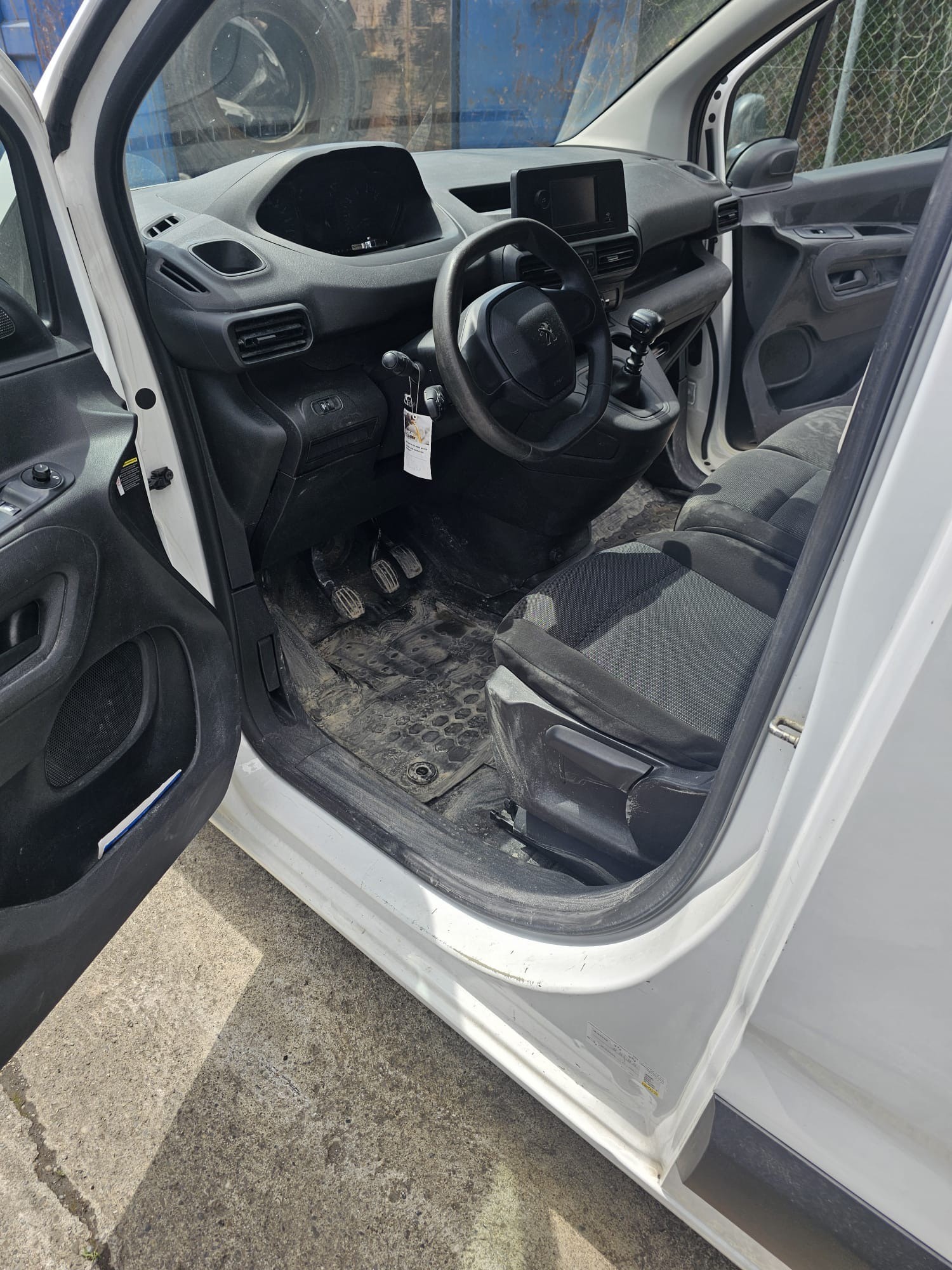 PEUGEOT Partner 1.5 Blue HDi s/s Pro 650kg-image-7