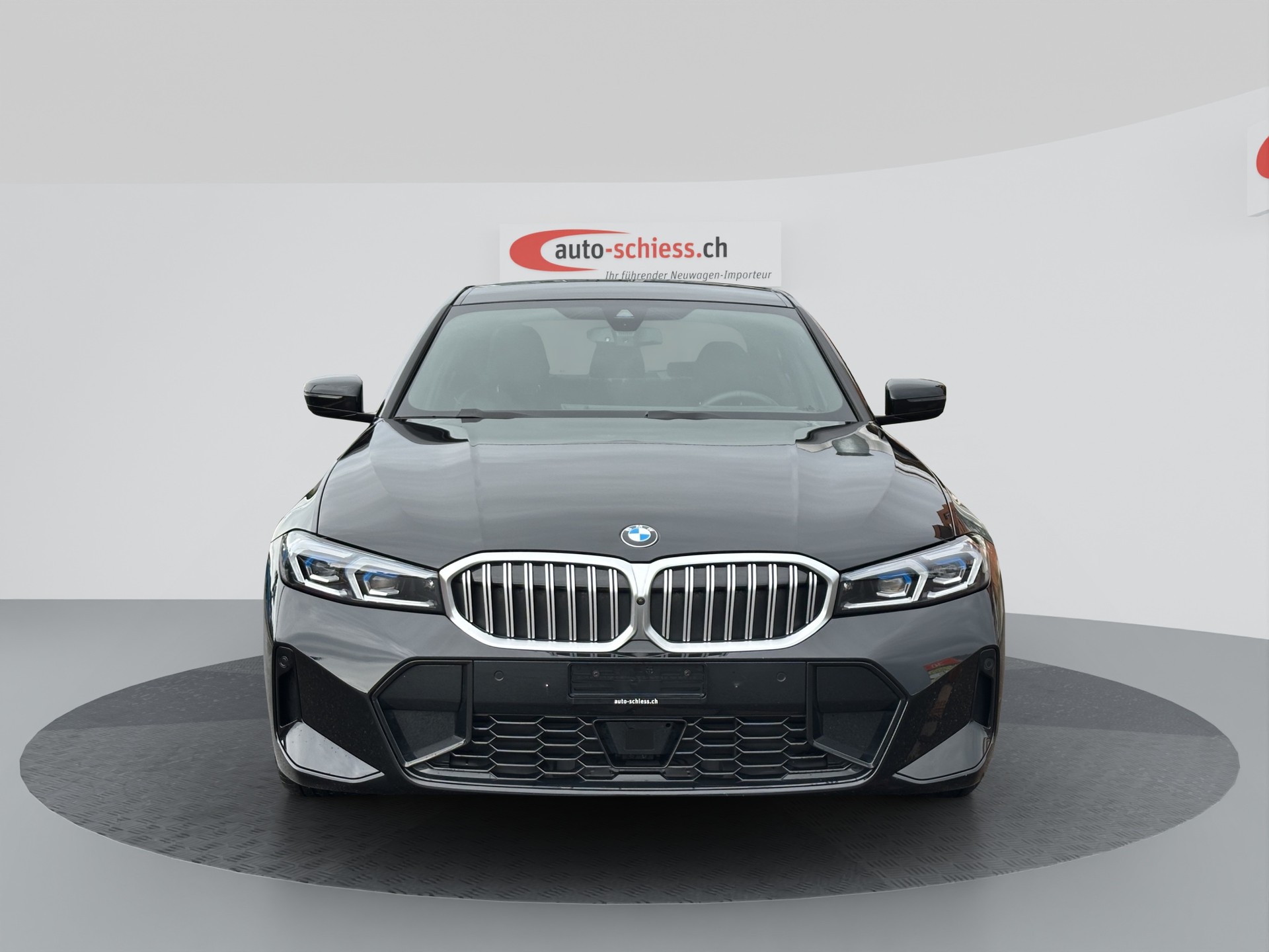 BMW 320d xDrive M Sport Steptronic-image-1