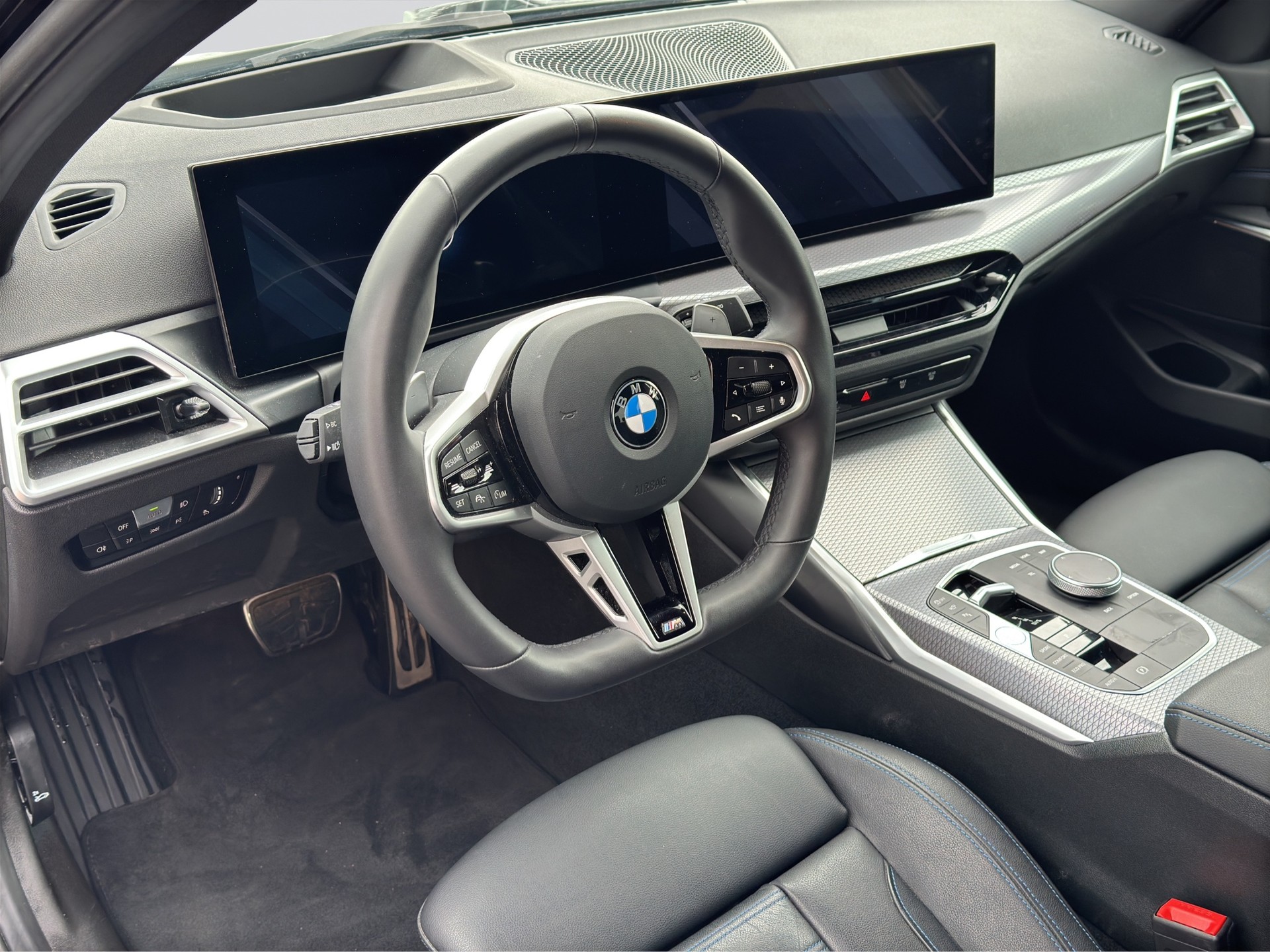BMW 320d xDrive M Sport Steptronic-image-6
