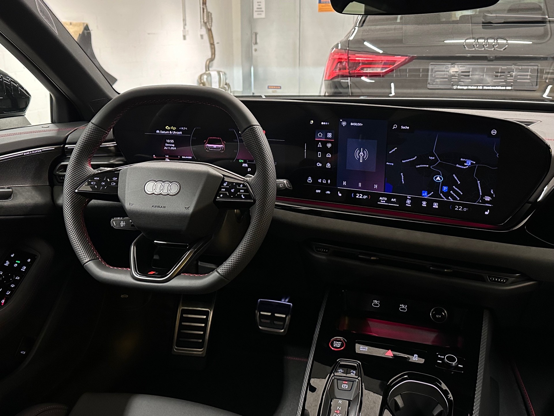 AUDI S5 Avant TFSI quattro S tronic-image-4