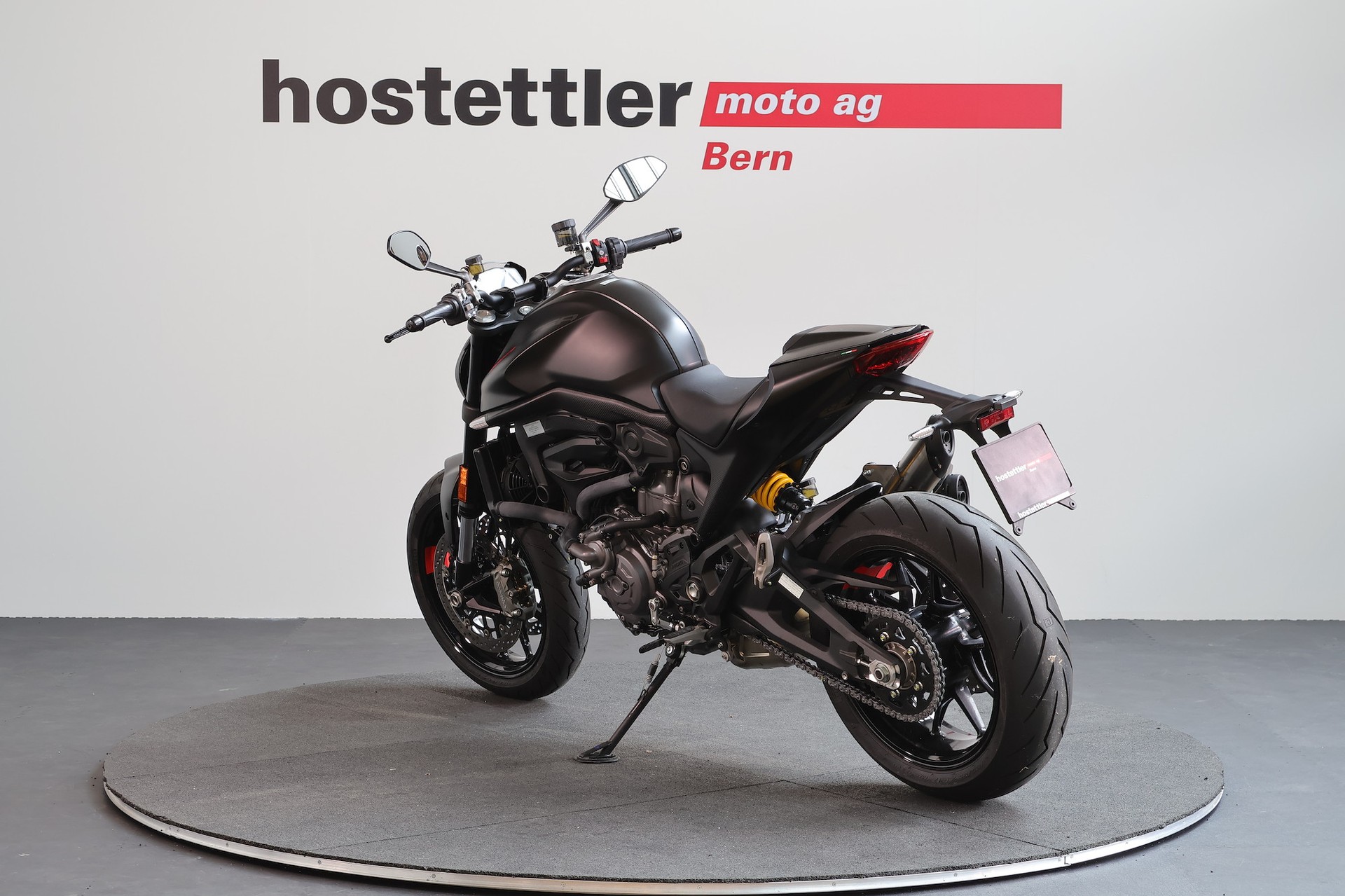 DUCATI Monster +-showroom-element-3