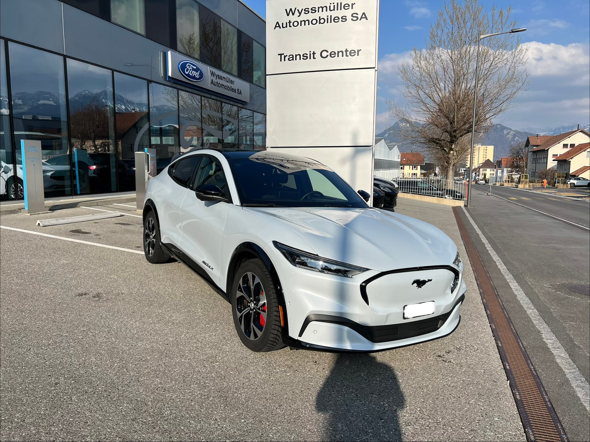 FORD Mustang MACH-E Premium RWD 88 kWh