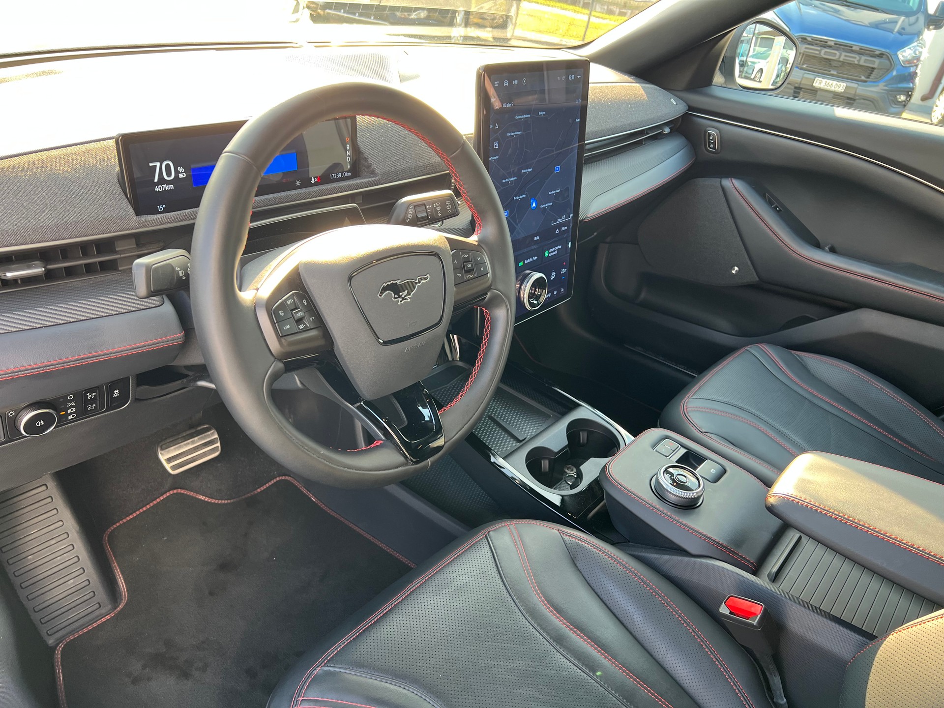 FORD Mustang MACH-E Premium RWD 88 kWh-image-4