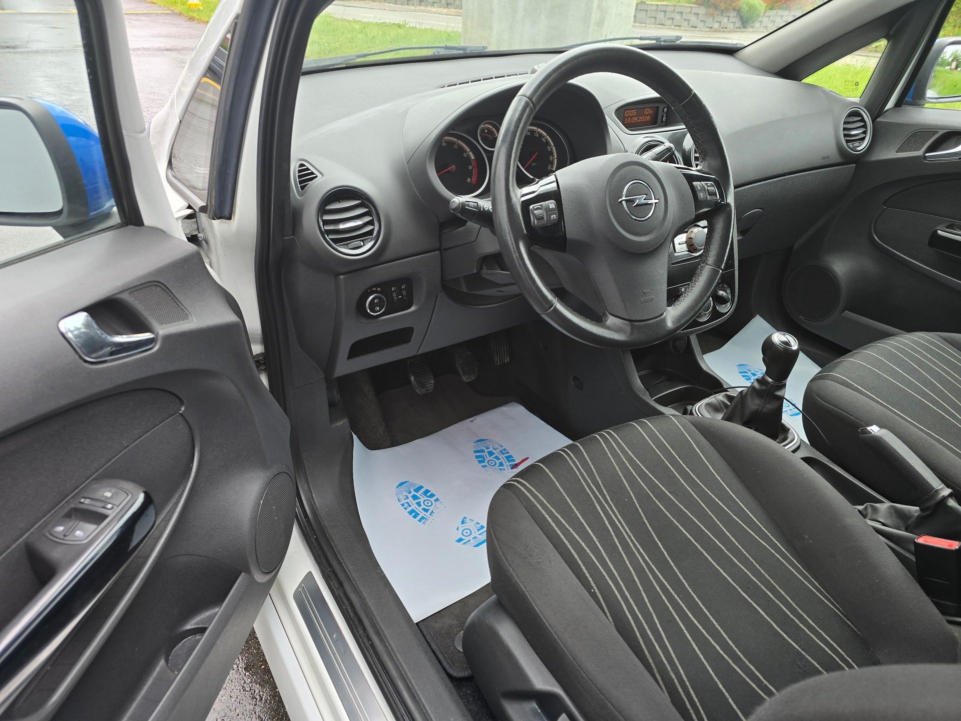 OPEL Corsa 1.4 TP Sport-image-4