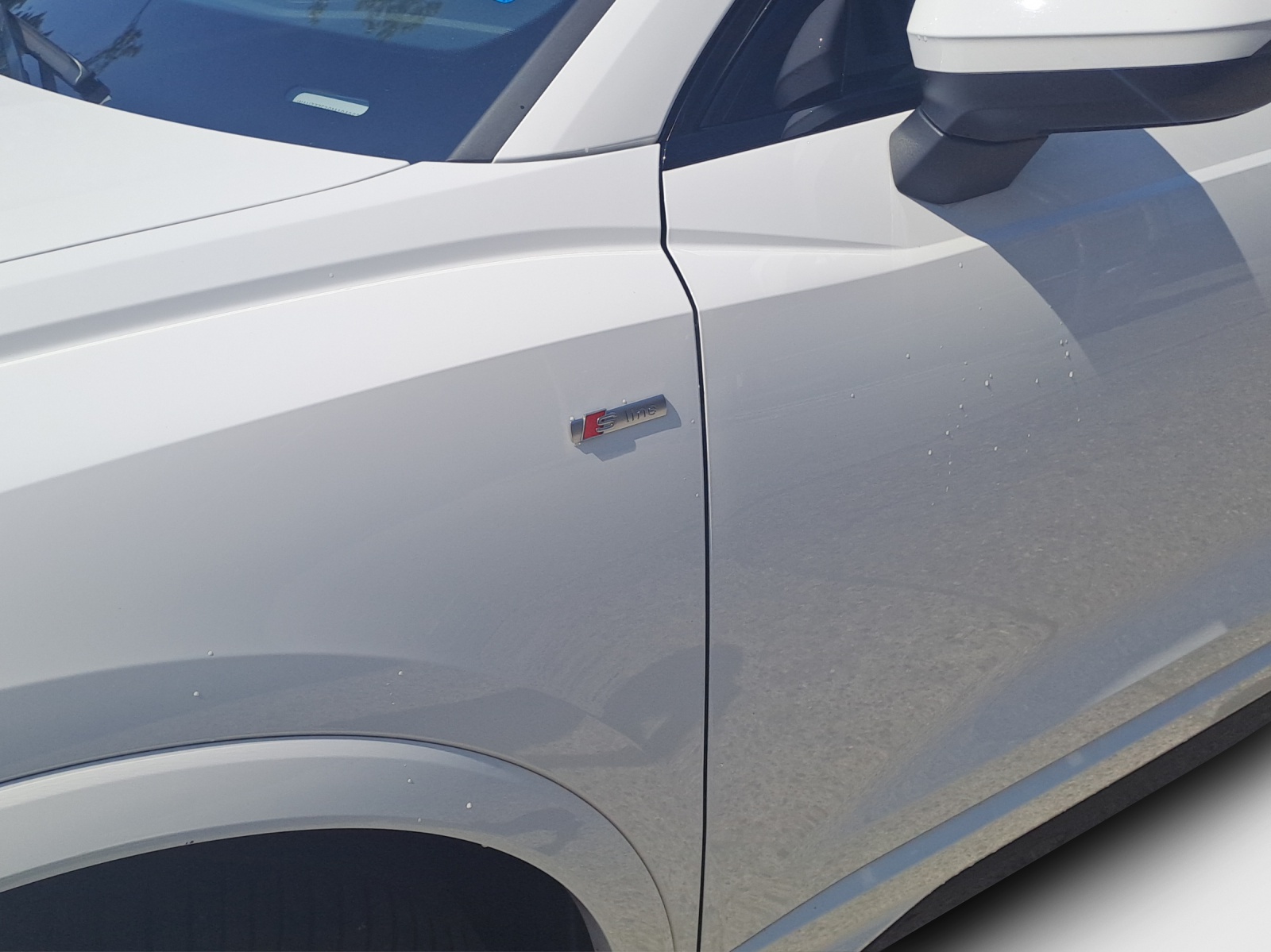 AUDI Q3 40 TDI S line Attraction quattro S-tronic-image-14