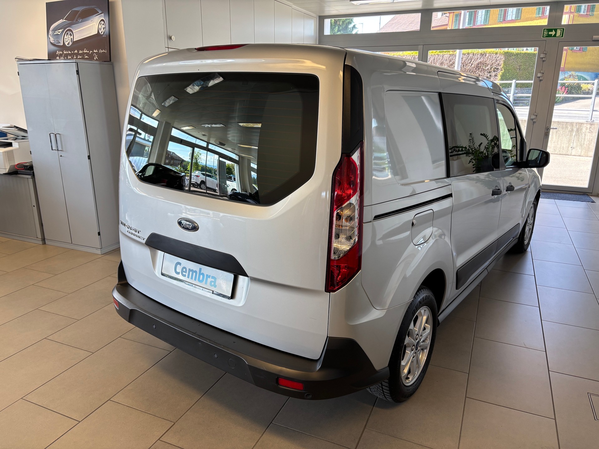 FORD Transit Connect Van T250 1.5 EcoBlue Trend L2 Automat EN-image-2