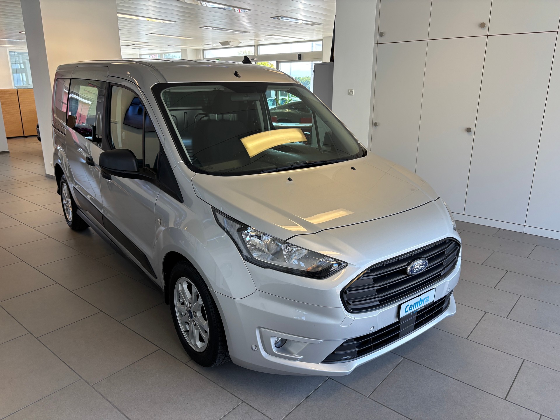 FORD Transit Connect Van T250 1.5 EcoBlue Trend L2 Automat EN-image-1
