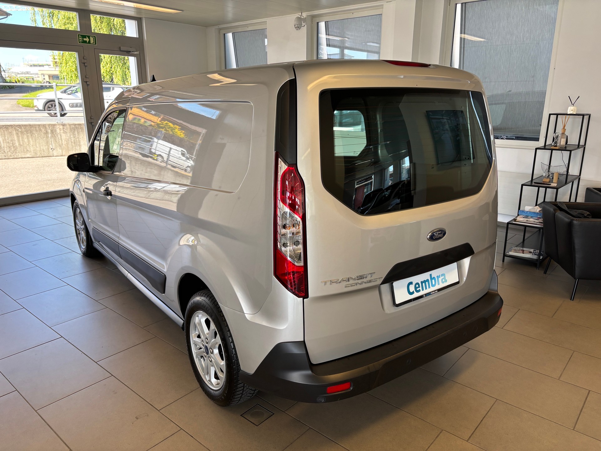 FORD Transit Connect Van T250 1.5 EcoBlue Trend L2 Automat EN-image-3