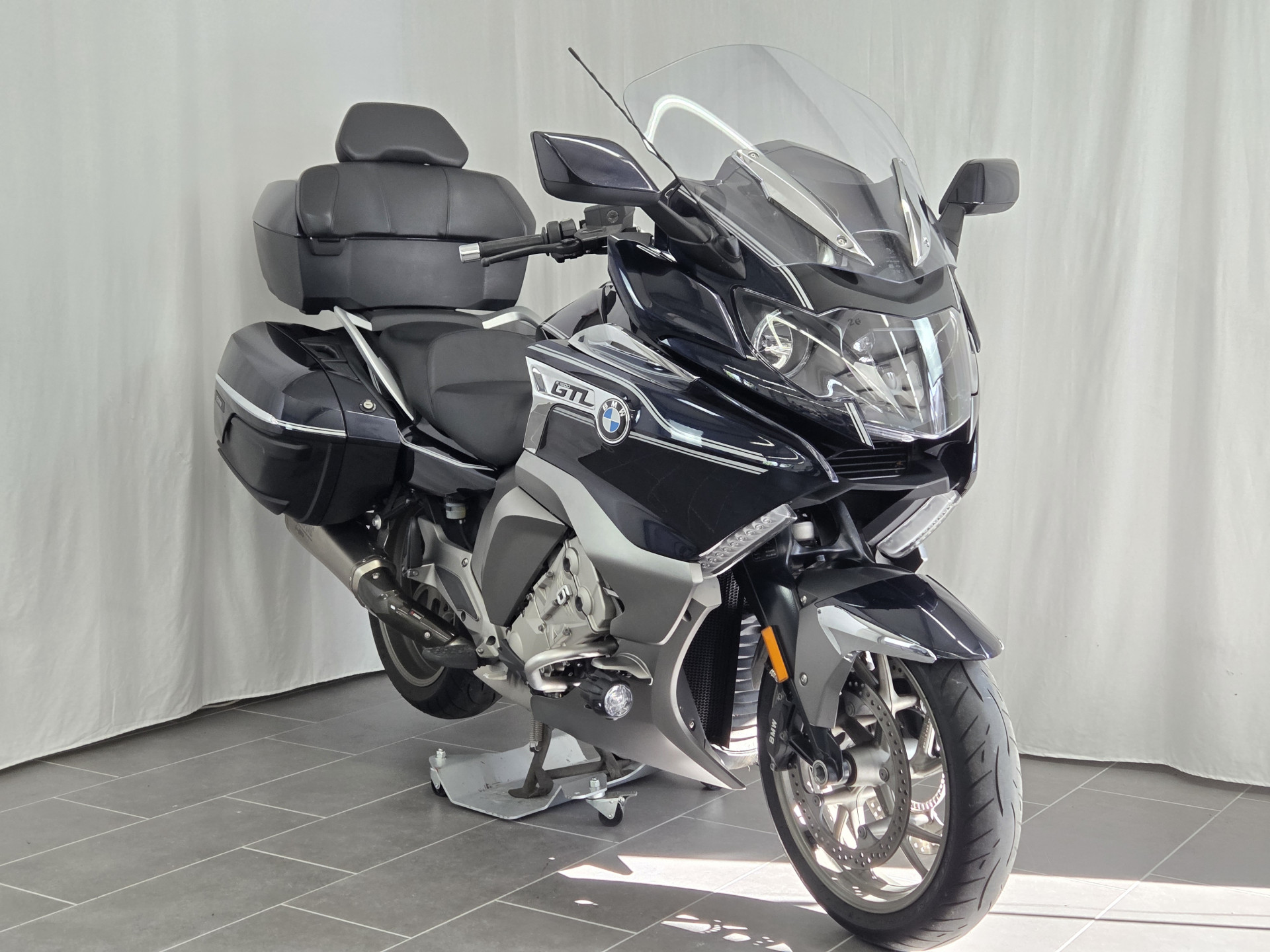 BMW K 1600 GTL-showroom-element-2
