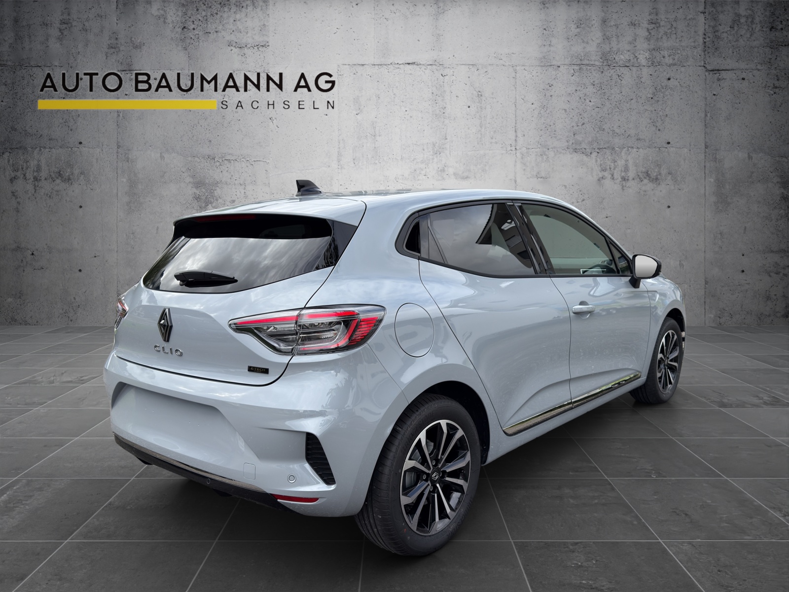 RENAULT Clio 1.0 Techno X-Tronic-image-3