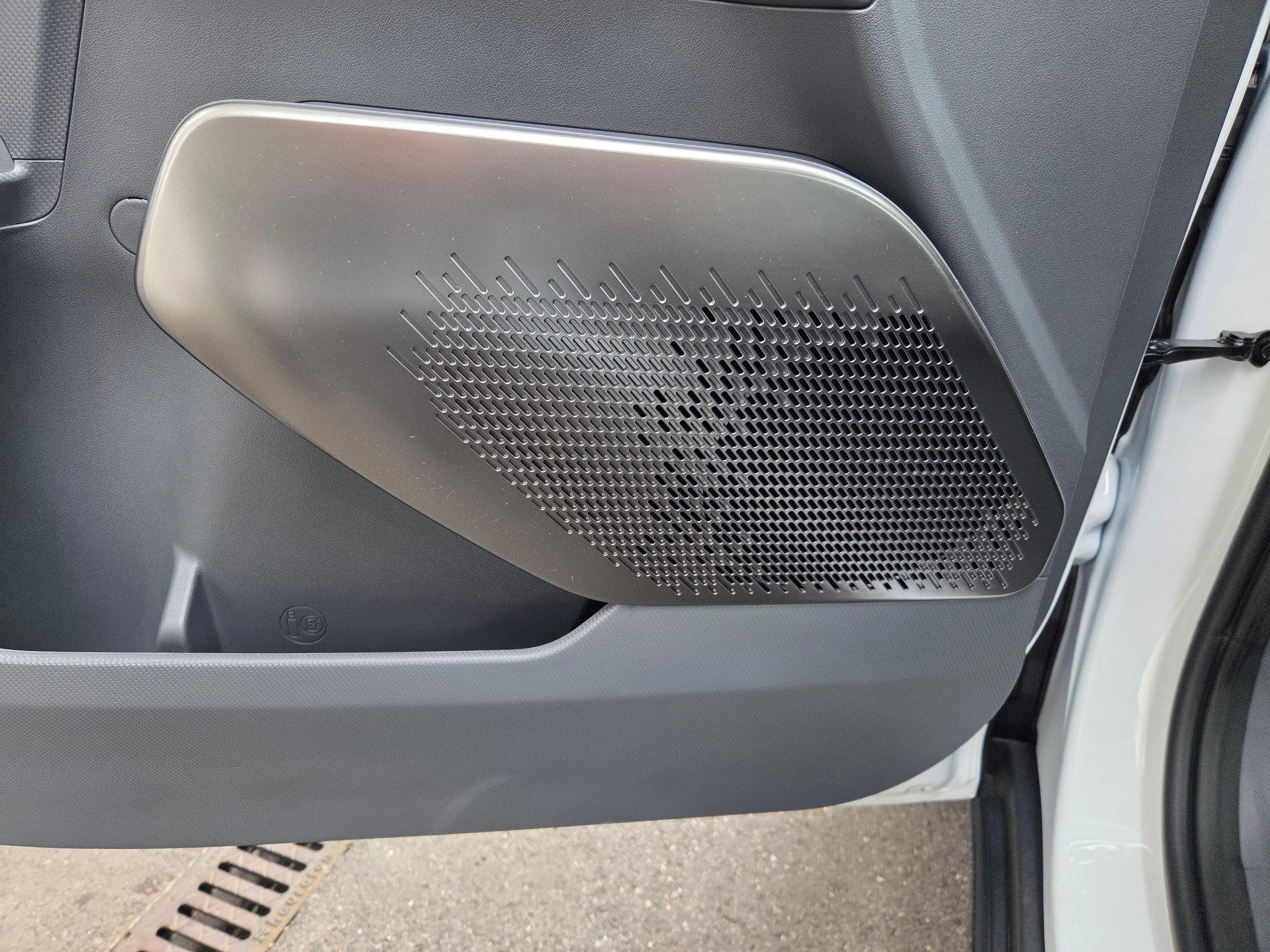 KIA EV2 42.2 kWh Air 4P-image-12
